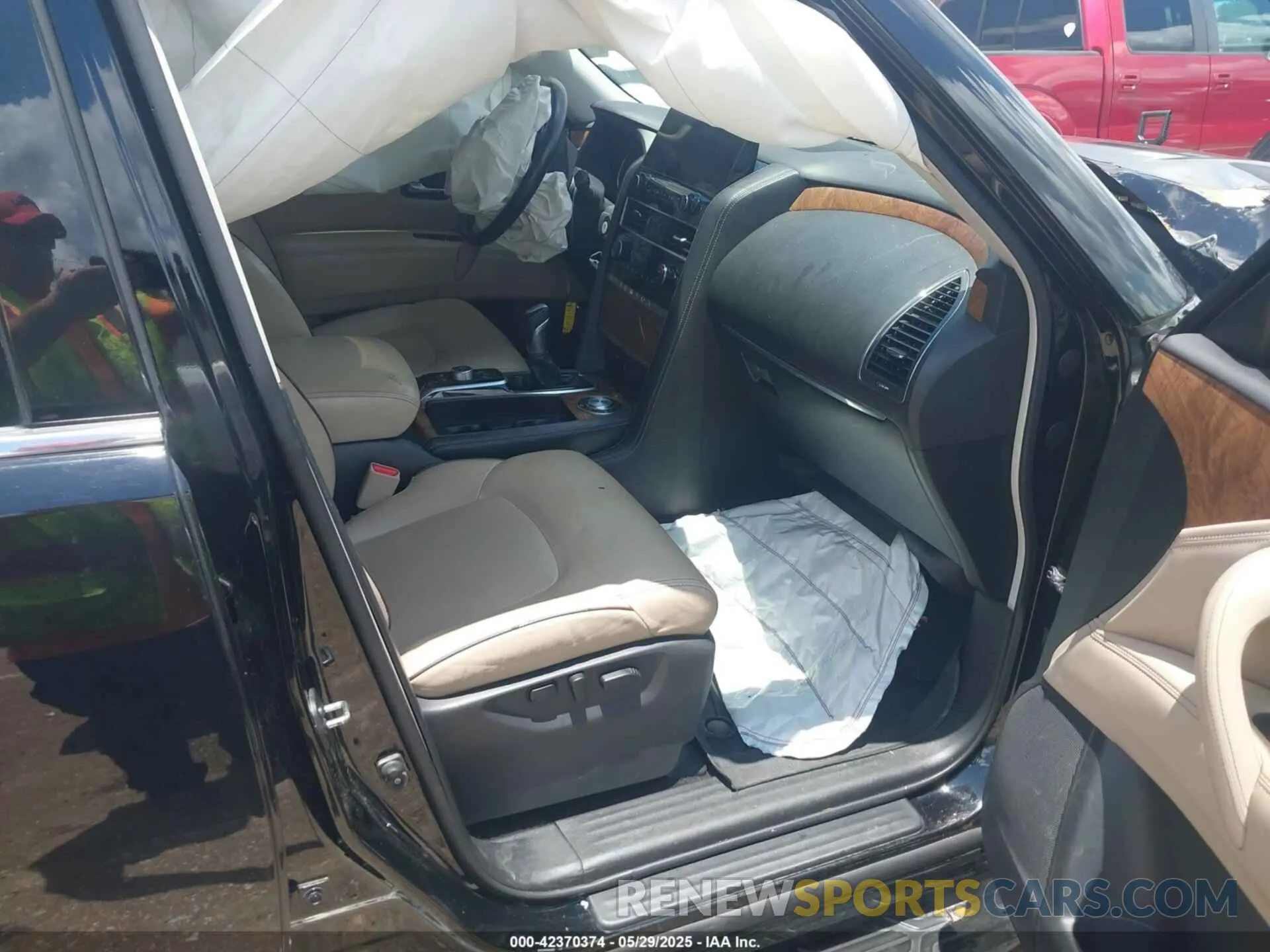 5 Photograph of a damaged car JN8AY2BDXM937227Z NISSAN ARMADA 2021