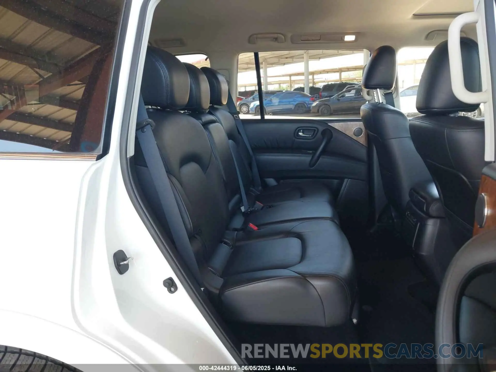 8 Photograph of a damaged car JN8AY2BD7N9677563 NISSAN ARMADA 2022