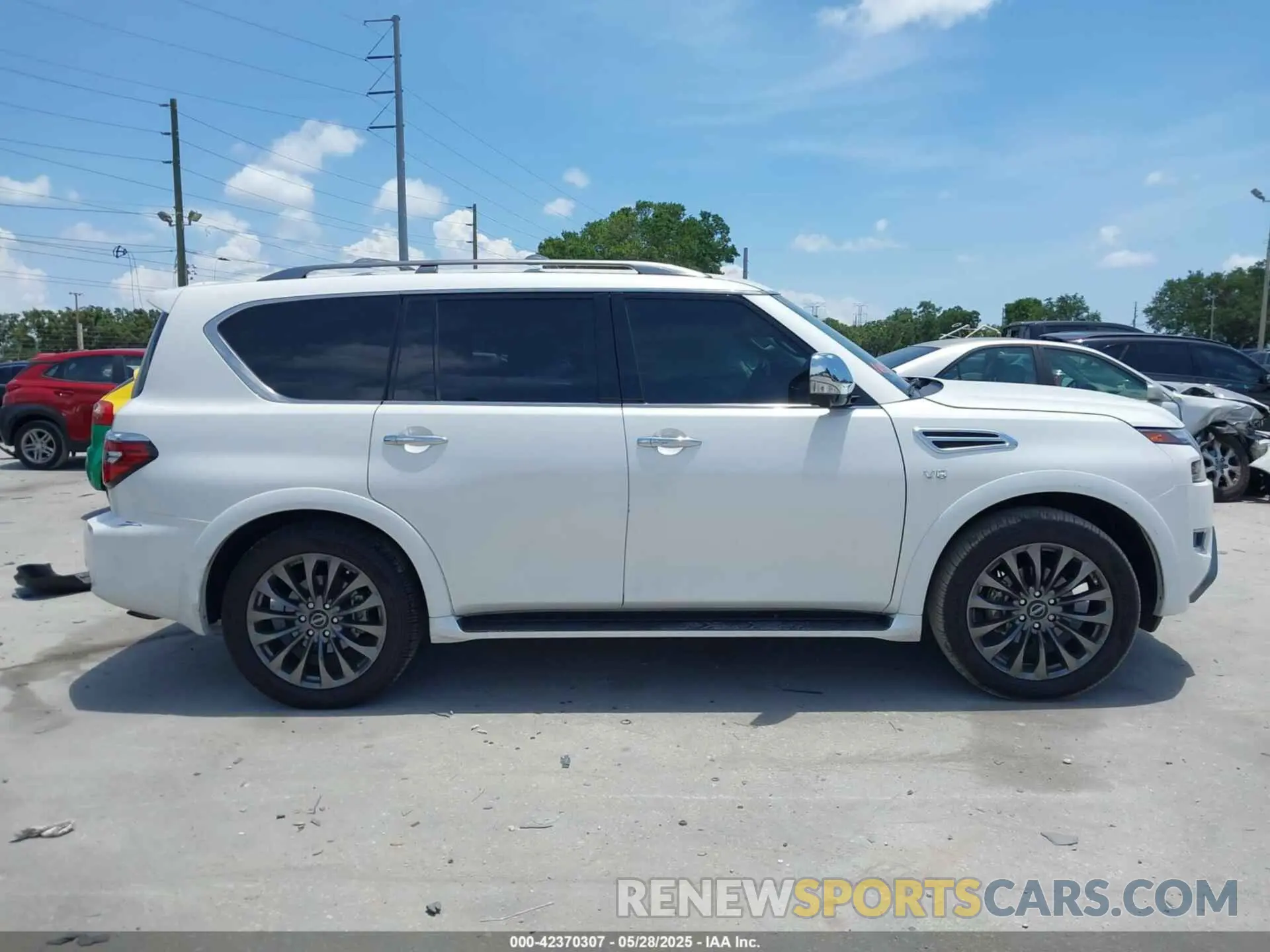 12 Photograph of a damaged car JN8AY2DAXN9390818 NISSAN ARMADA 2022