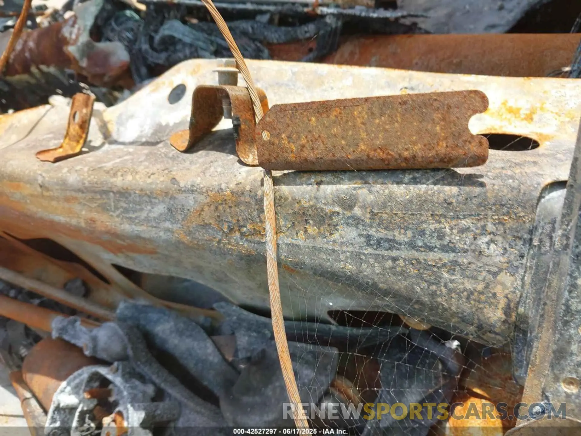 9 Photograph of a damaged car JN8AY2DB7N9814822 NISSAN ARMADA 2022