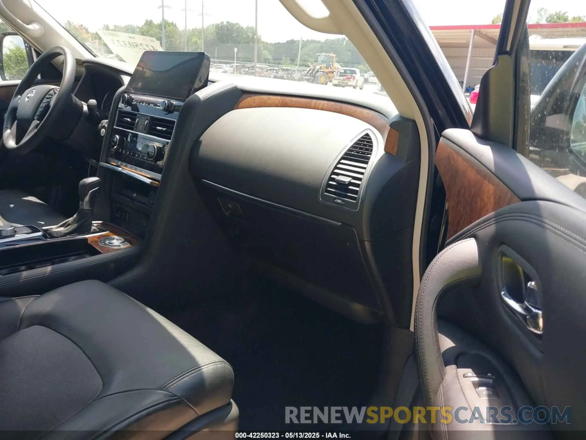 5 Photograph of a damaged car JN8AY2BA5P9404713 NISSAN ARMADA 2023
