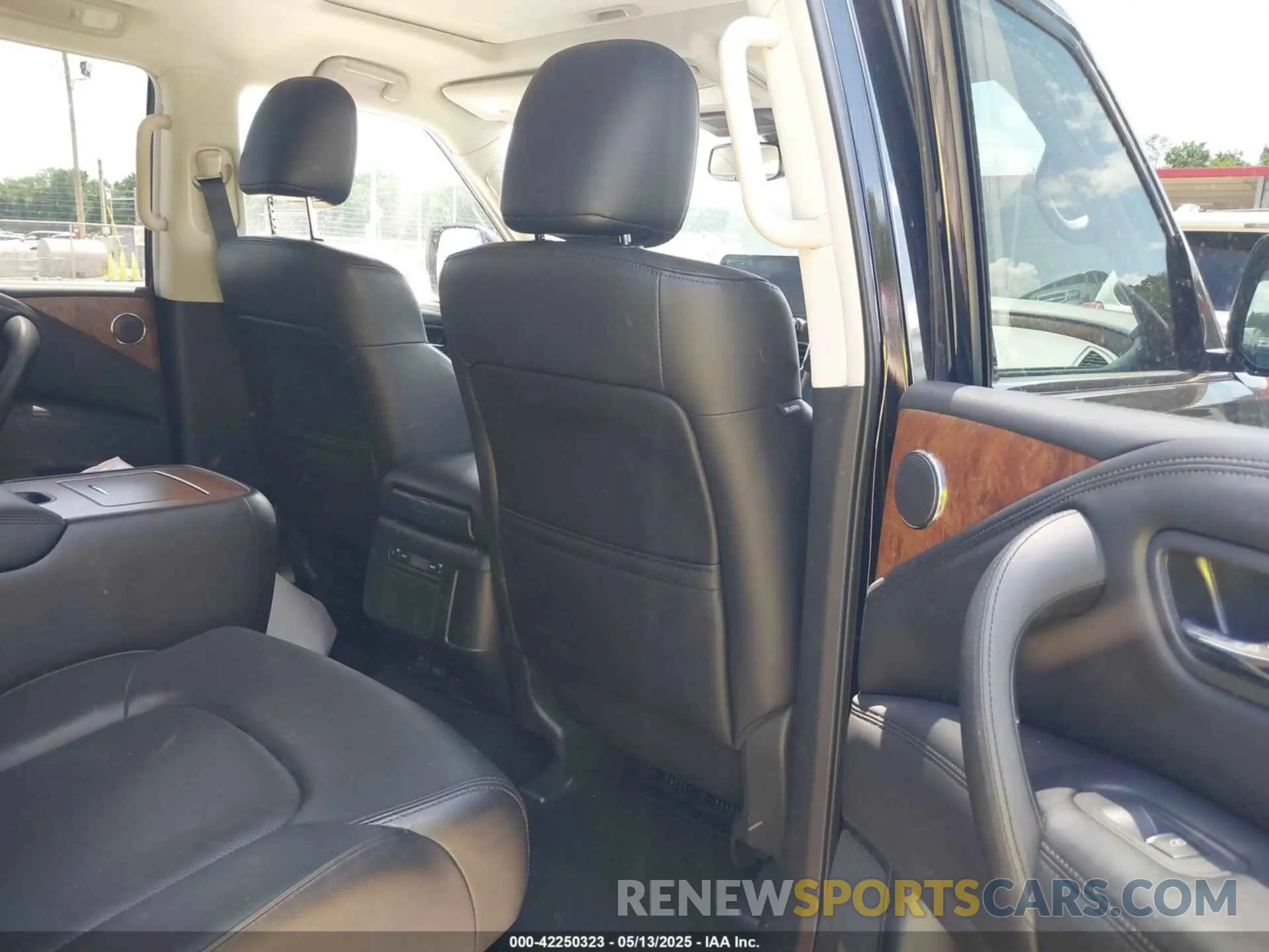 8 Photograph of a damaged car JN8AY2BA5P9404713 NISSAN ARMADA 2023