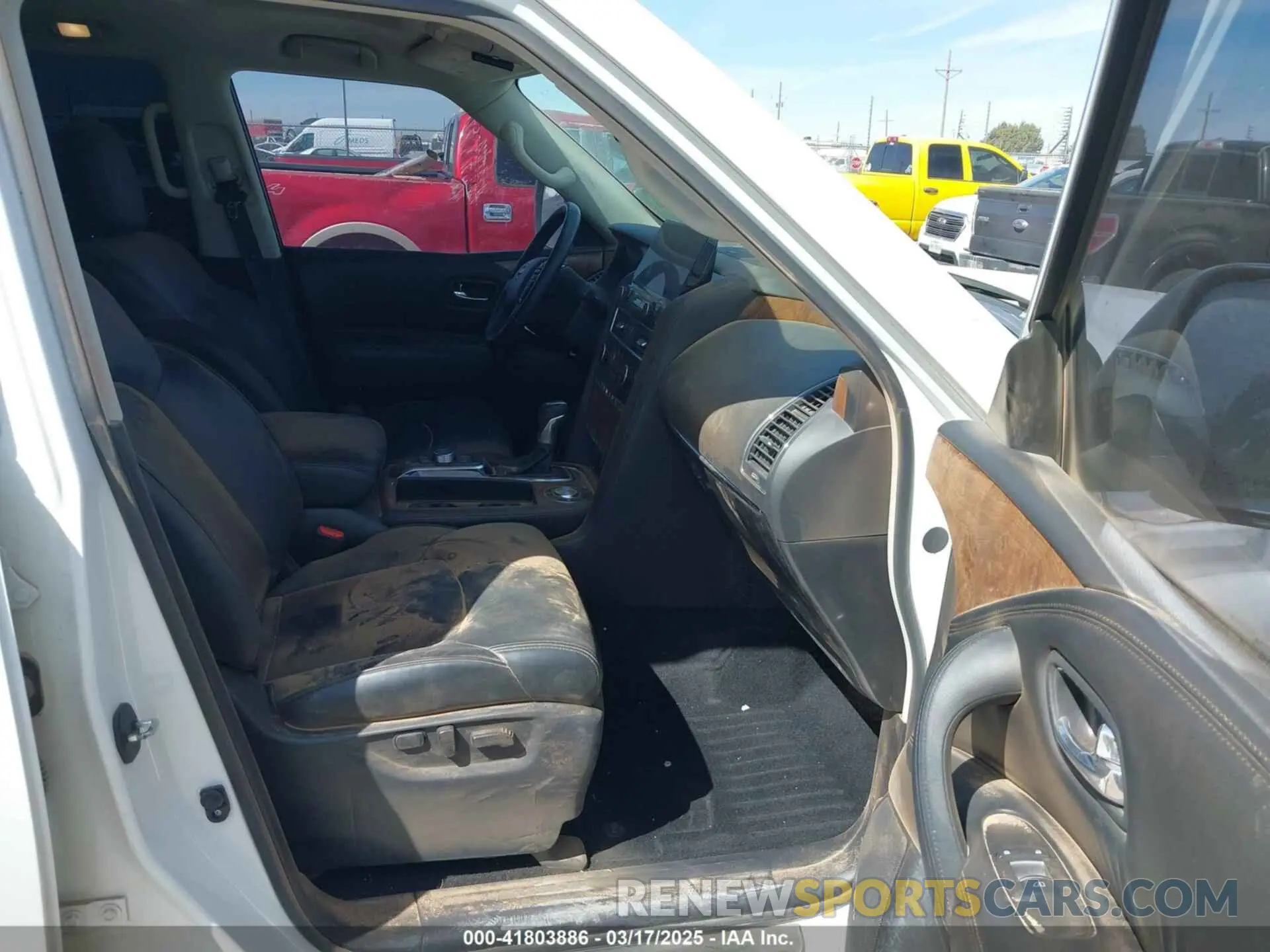 5 Photograph of a damaged car JN8AY2BA5P9405540 NISSAN ARMADA 2023