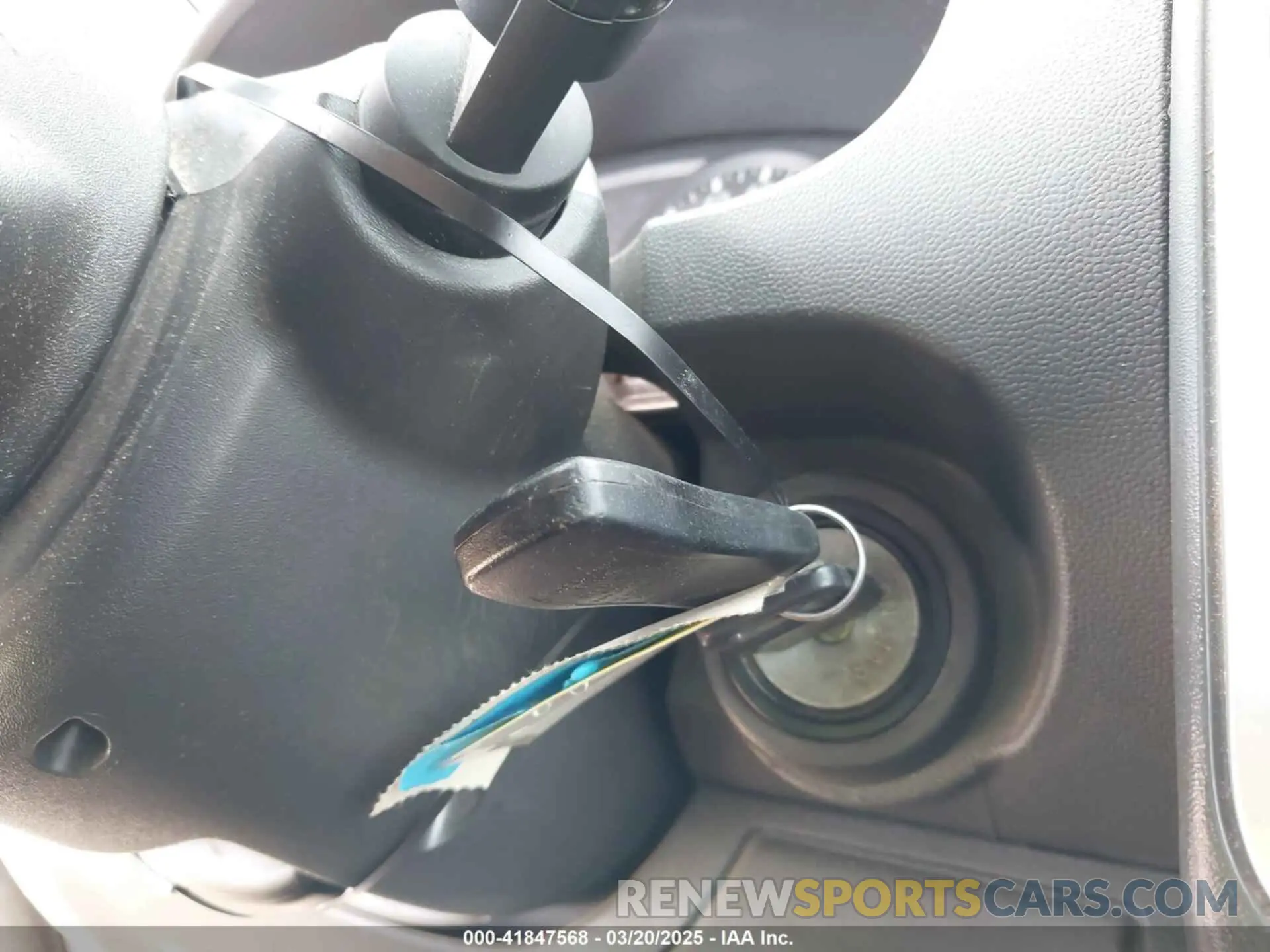 11 Photograph of a damaged car 1N6AD0CU7KN795171 NISSAN FRONTIER 2019