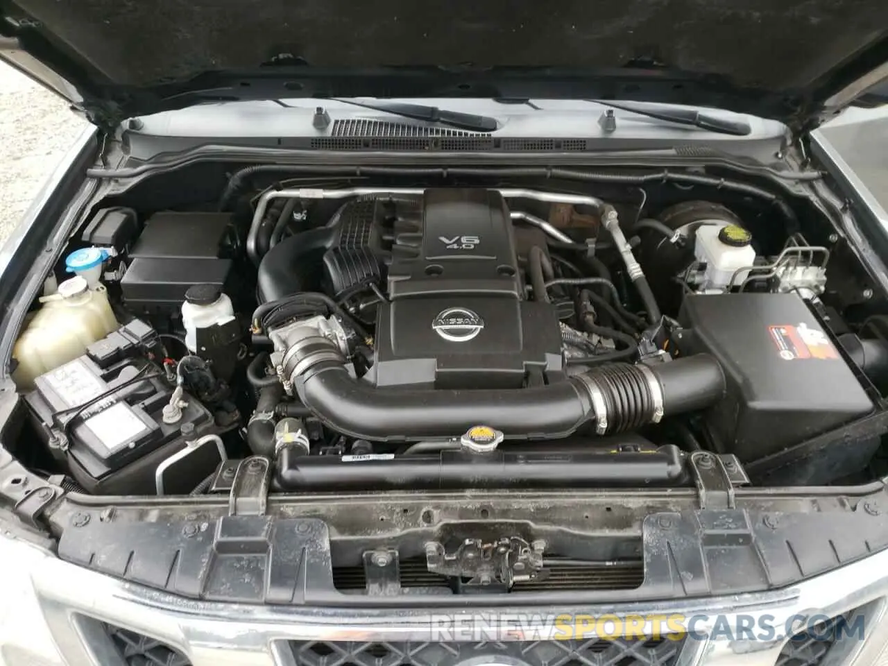 11 Photograph of a damaged car 1N6AD0CW0KN744998 NISSAN FRONTIER 2019
