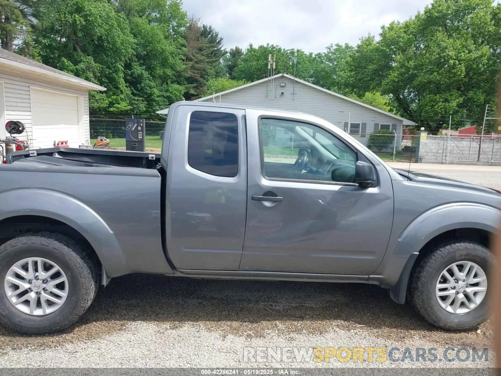14 Photograph of a damaged car 1N6AD0CW1KN759848 NISSAN FRONTIER 2019