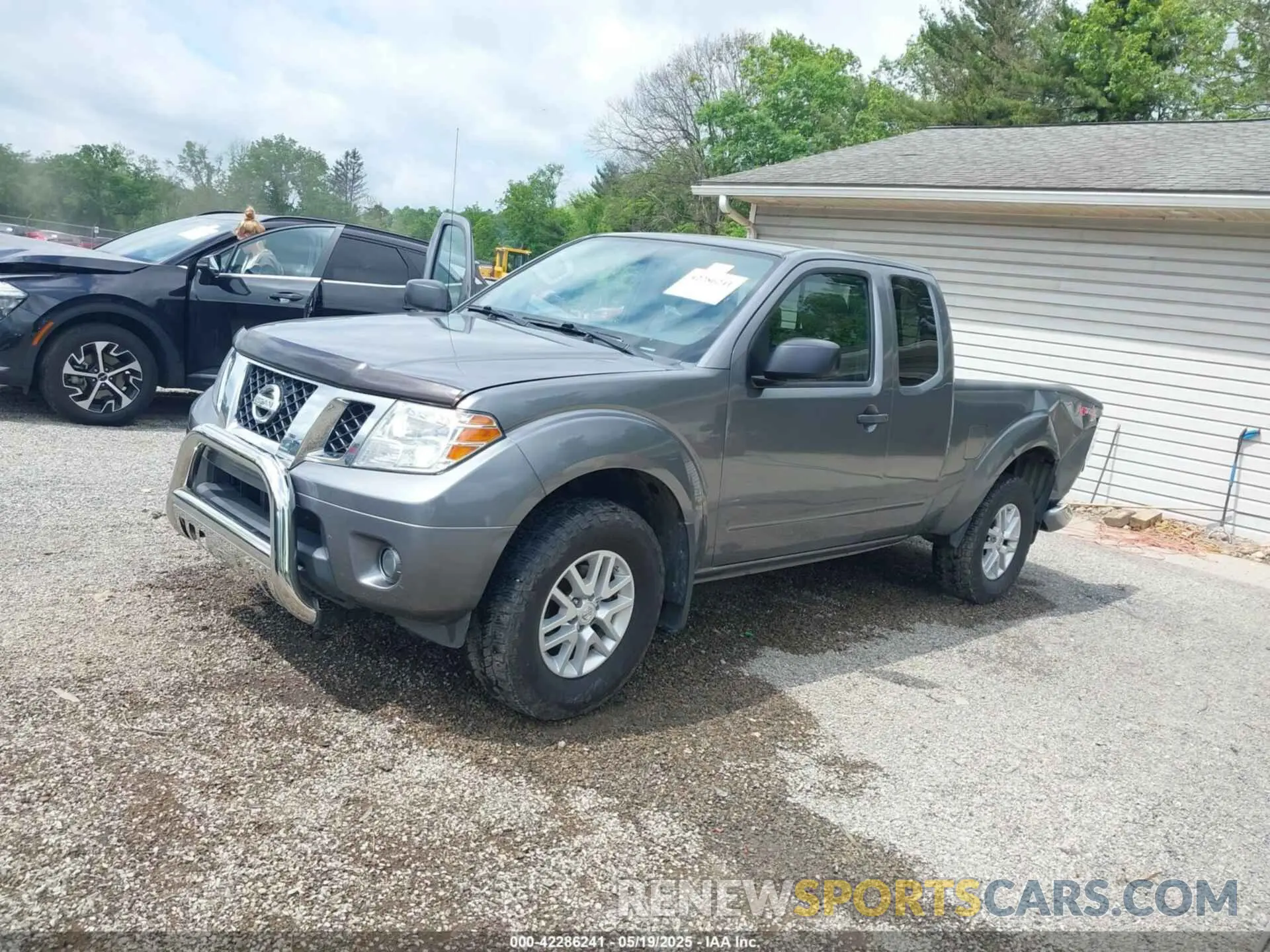 2 Photograph of a damaged car 1N6AD0CW1KN759848 NISSAN FRONTIER 2019