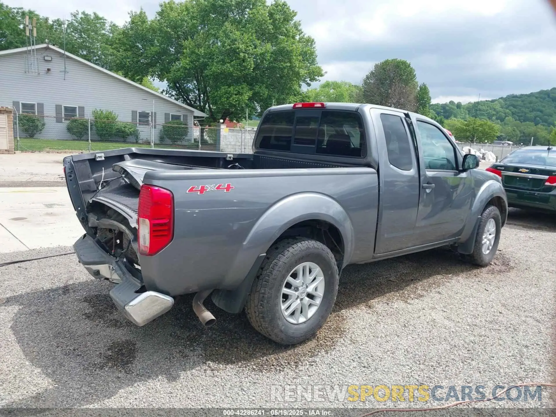 4 Photograph of a damaged car 1N6AD0CW1KN759848 NISSAN FRONTIER 2019