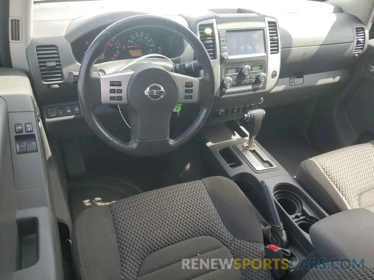 8 Photograph of a damaged car 1N6AD0CW4KN770701 NISSAN FRONTIER 2019