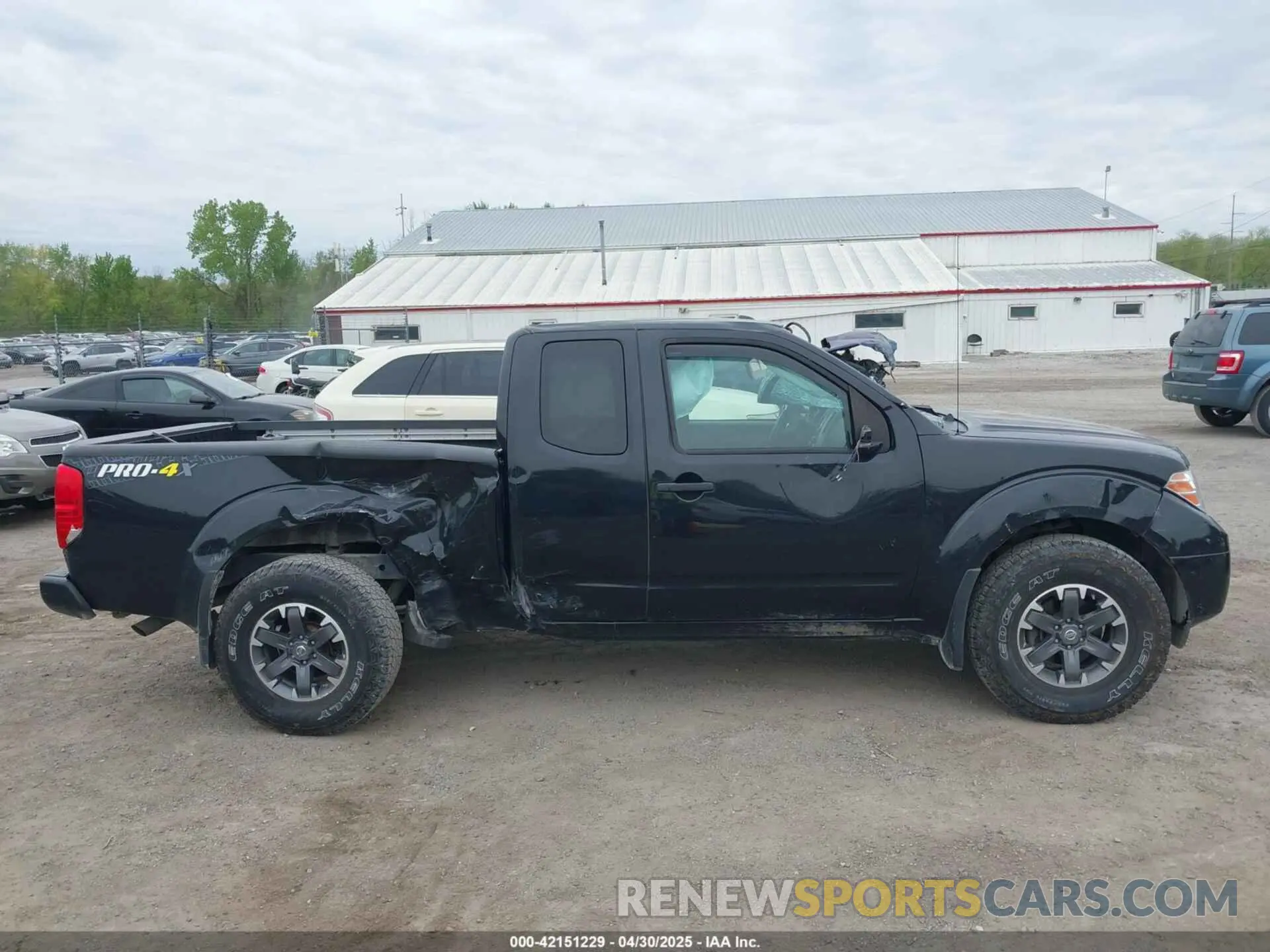 14 Photograph of a damaged car 1N6AD0CW6KN737280 NISSAN FRONTIER 2019