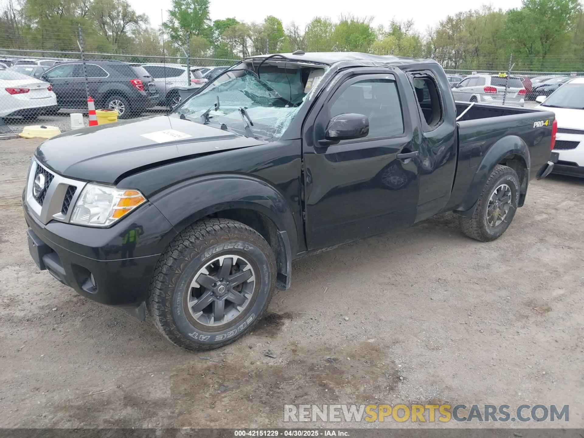2 Photograph of a damaged car 1N6AD0CW6KN737280 NISSAN FRONTIER 2019
