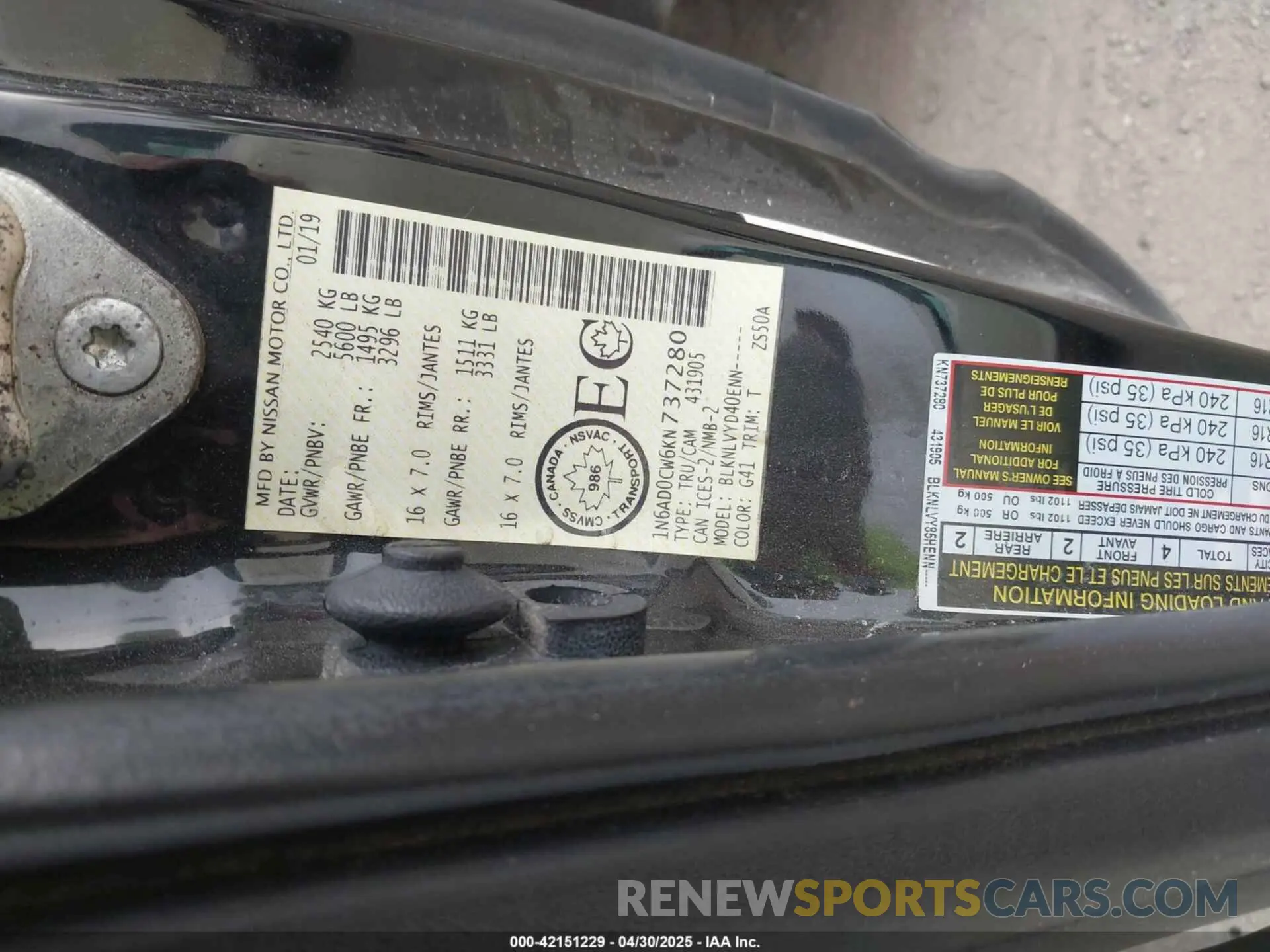 9 Photograph of a damaged car 1N6AD0CW6KN737280 NISSAN FRONTIER 2019