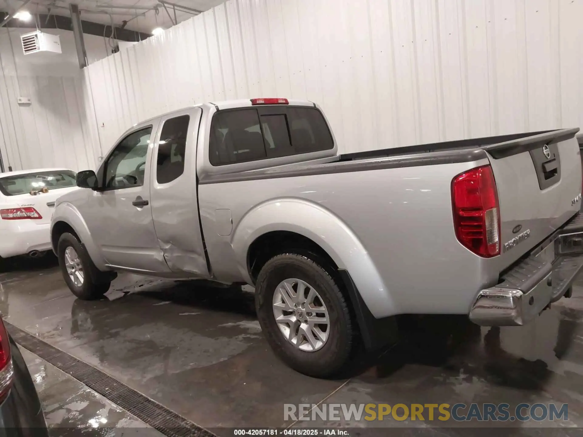 14 Photograph of a damaged car 1N6AD0CWXKN742949 NISSAN FRONTIER 2019