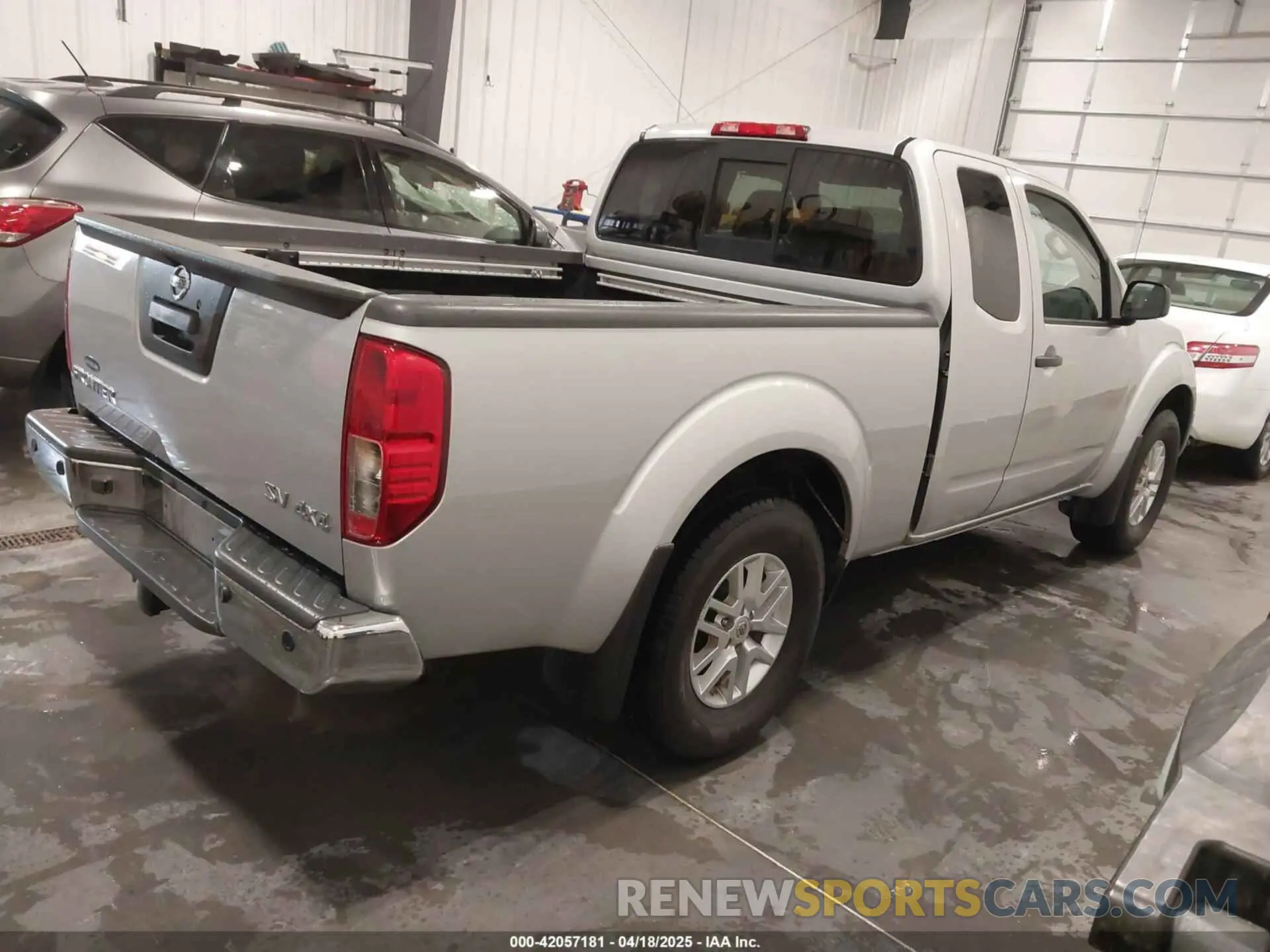 4 Photograph of a damaged car 1N6AD0CWXKN742949 NISSAN FRONTIER 2019