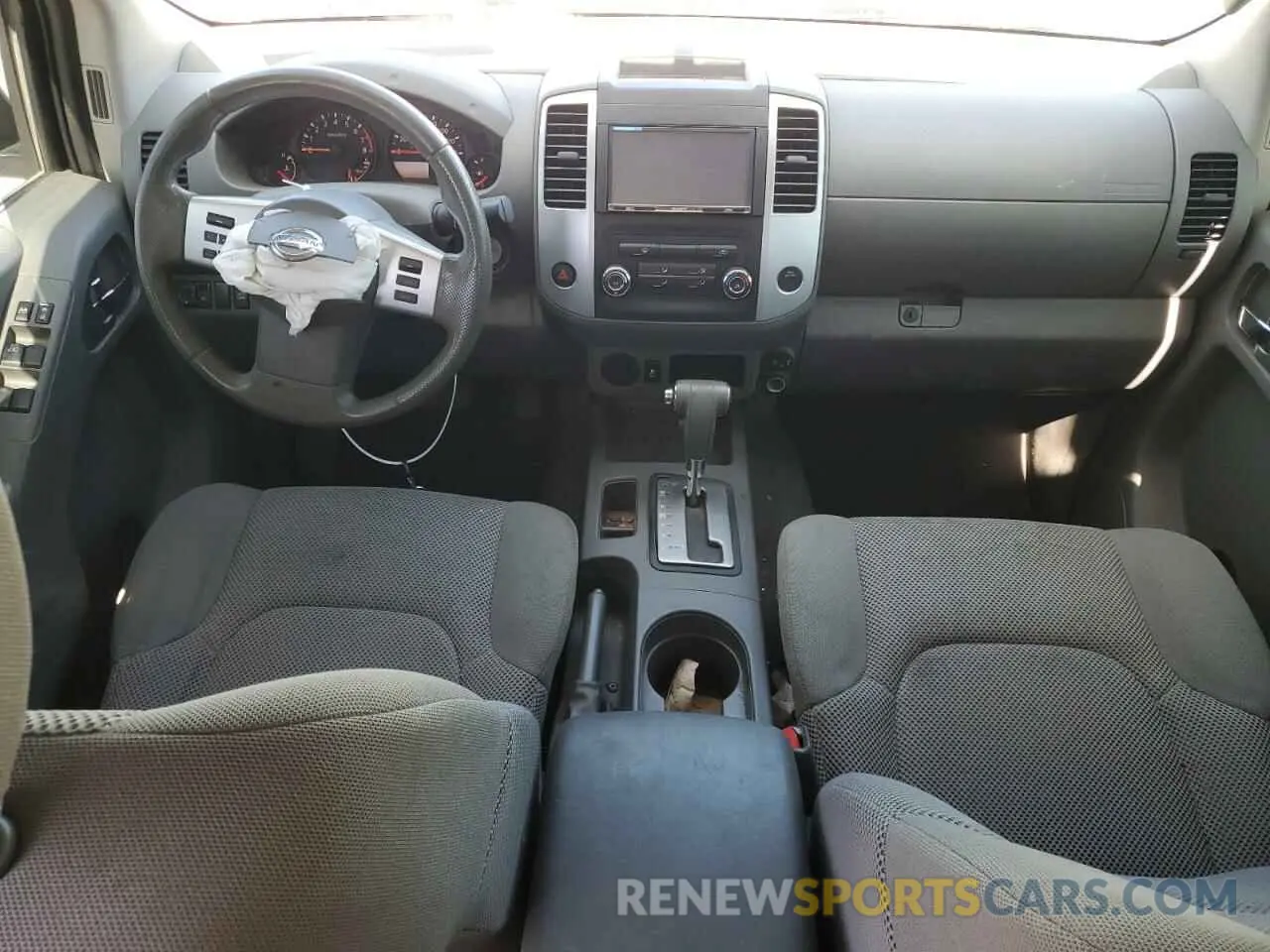 8 Photograph of a damaged car 1N6AD0ER0KN733409 NISSAN FRONTIER 2019