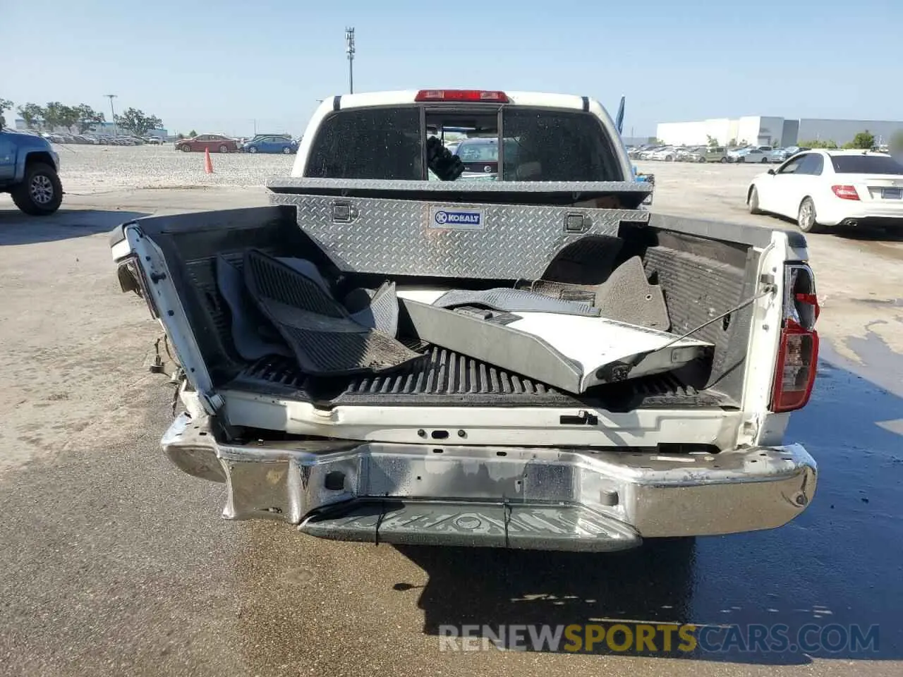 6 Photograph of a damaged car 1N6AD0ER0KN764501 NISSAN FRONTIER 2019