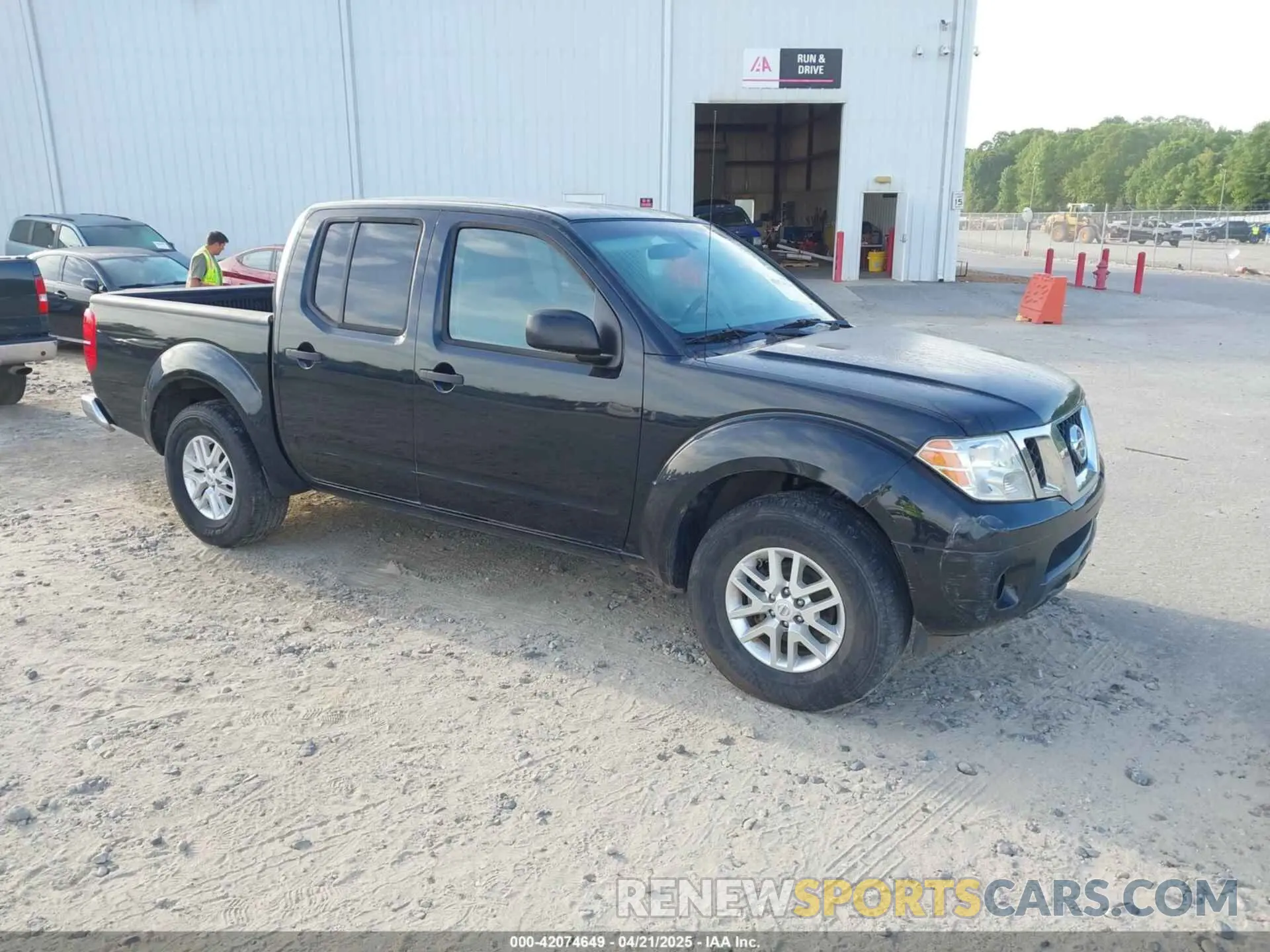 1 Photograph of a damaged car 1N6AD0ER1KN708714 NISSAN FRONTIER 2019