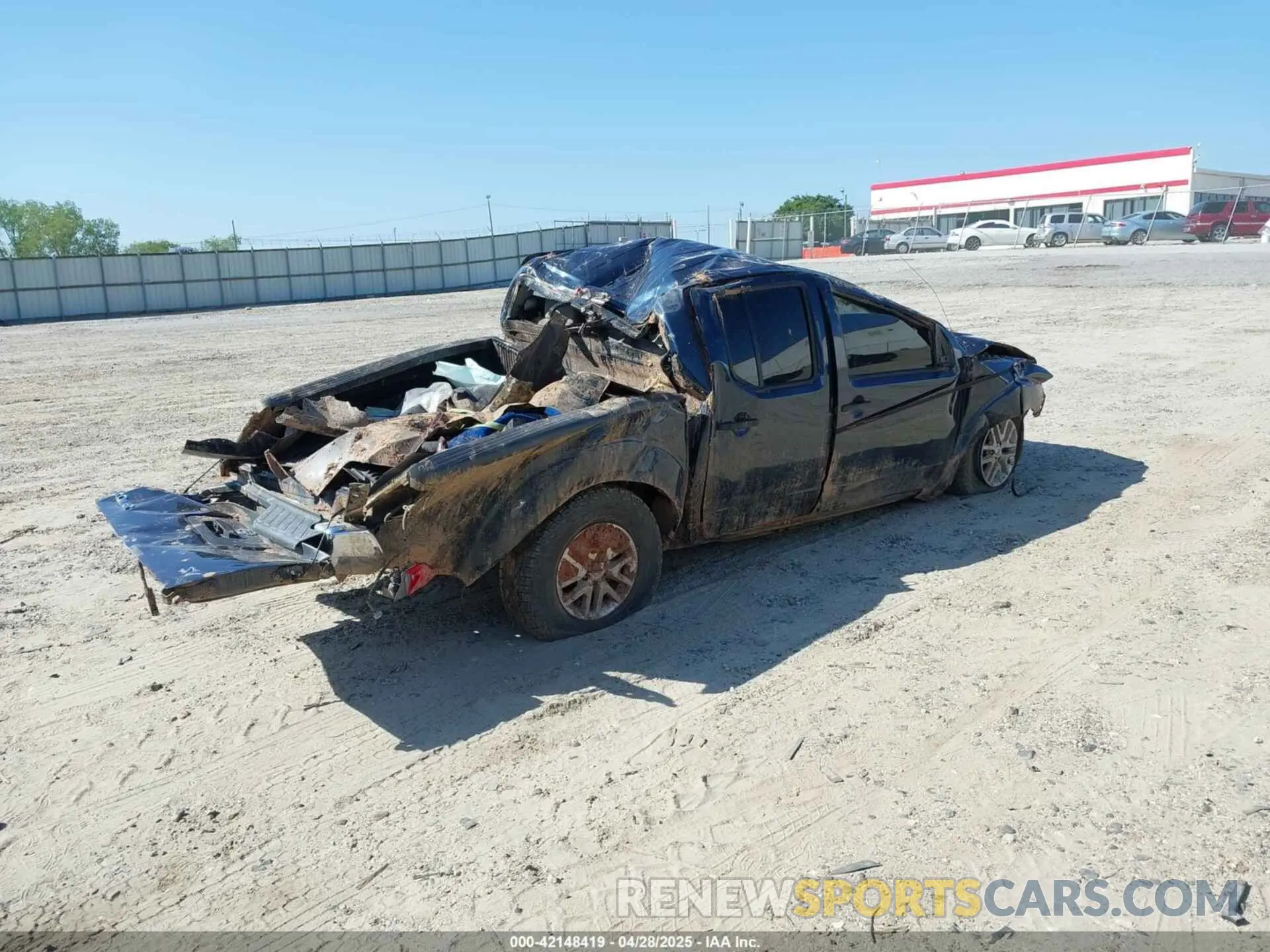 4 Photograph of a damaged car 1N6AD0ER1KN723309 NISSAN FRONTIER 2019