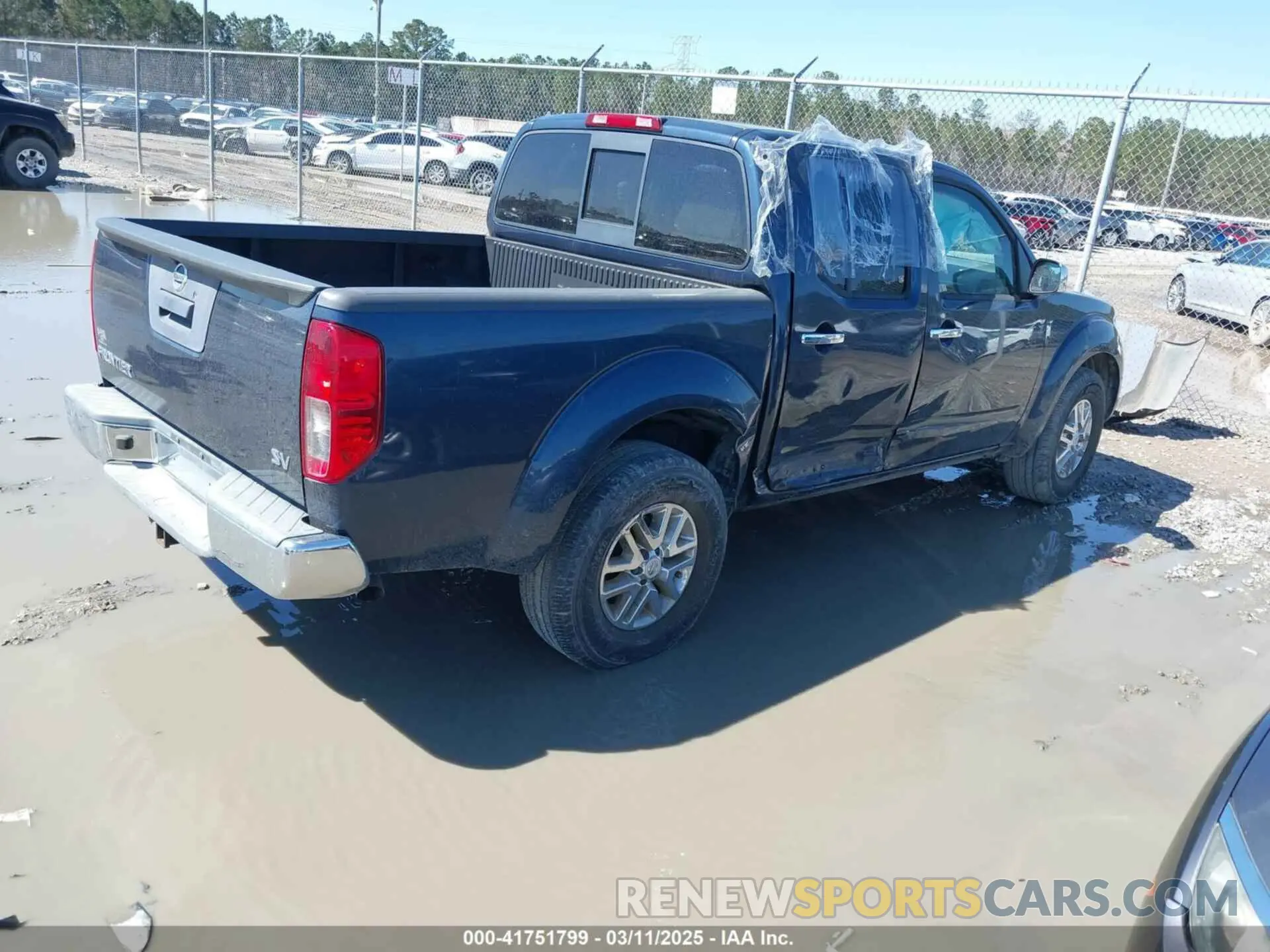 4 Photograph of a damaged car 1N6AD0ER1KN771764 NISSAN FRONTIER 2019