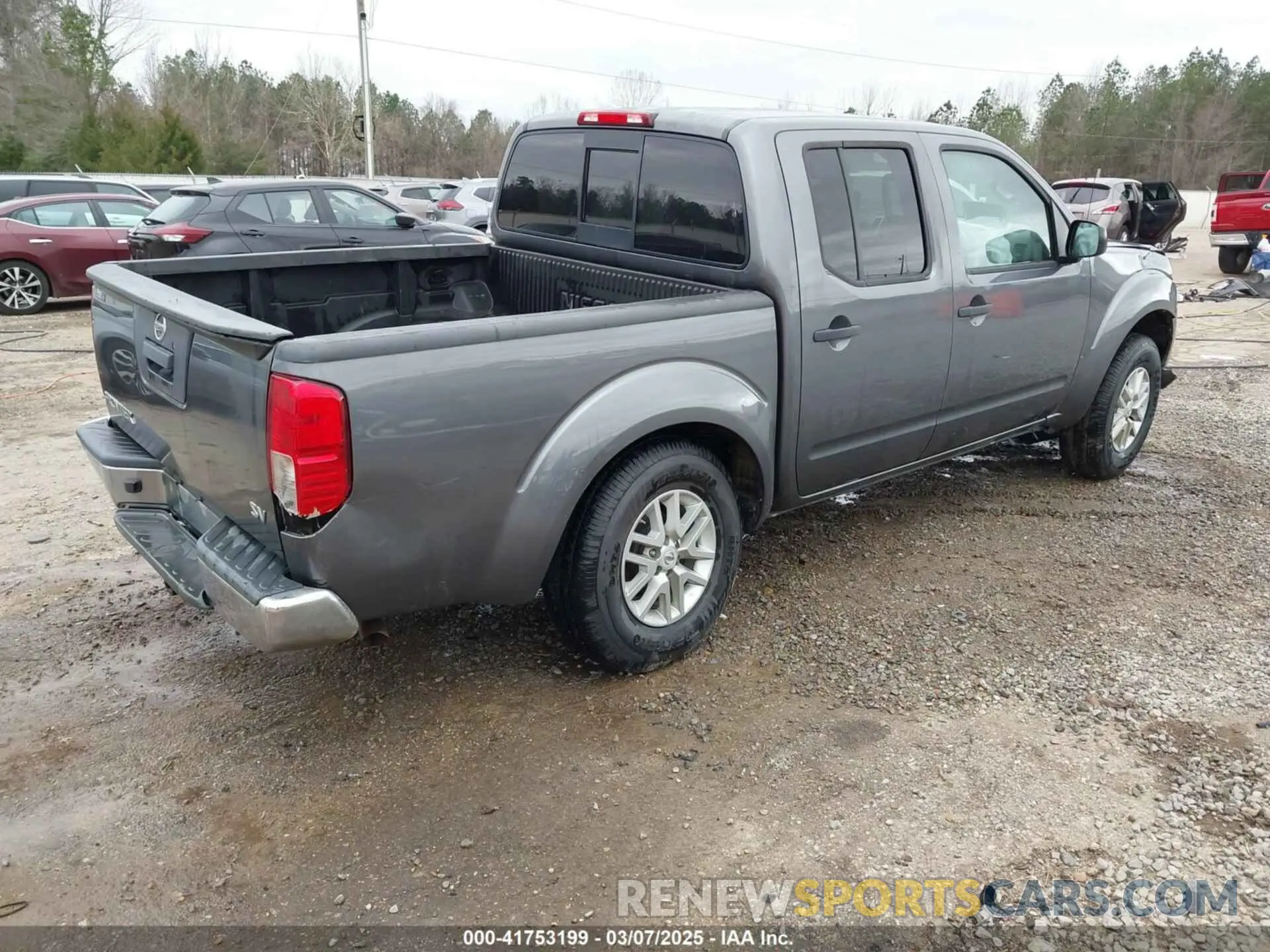 4 Photograph of a damaged car 1N6AD0ER1KN776088 NISSAN FRONTIER 2019