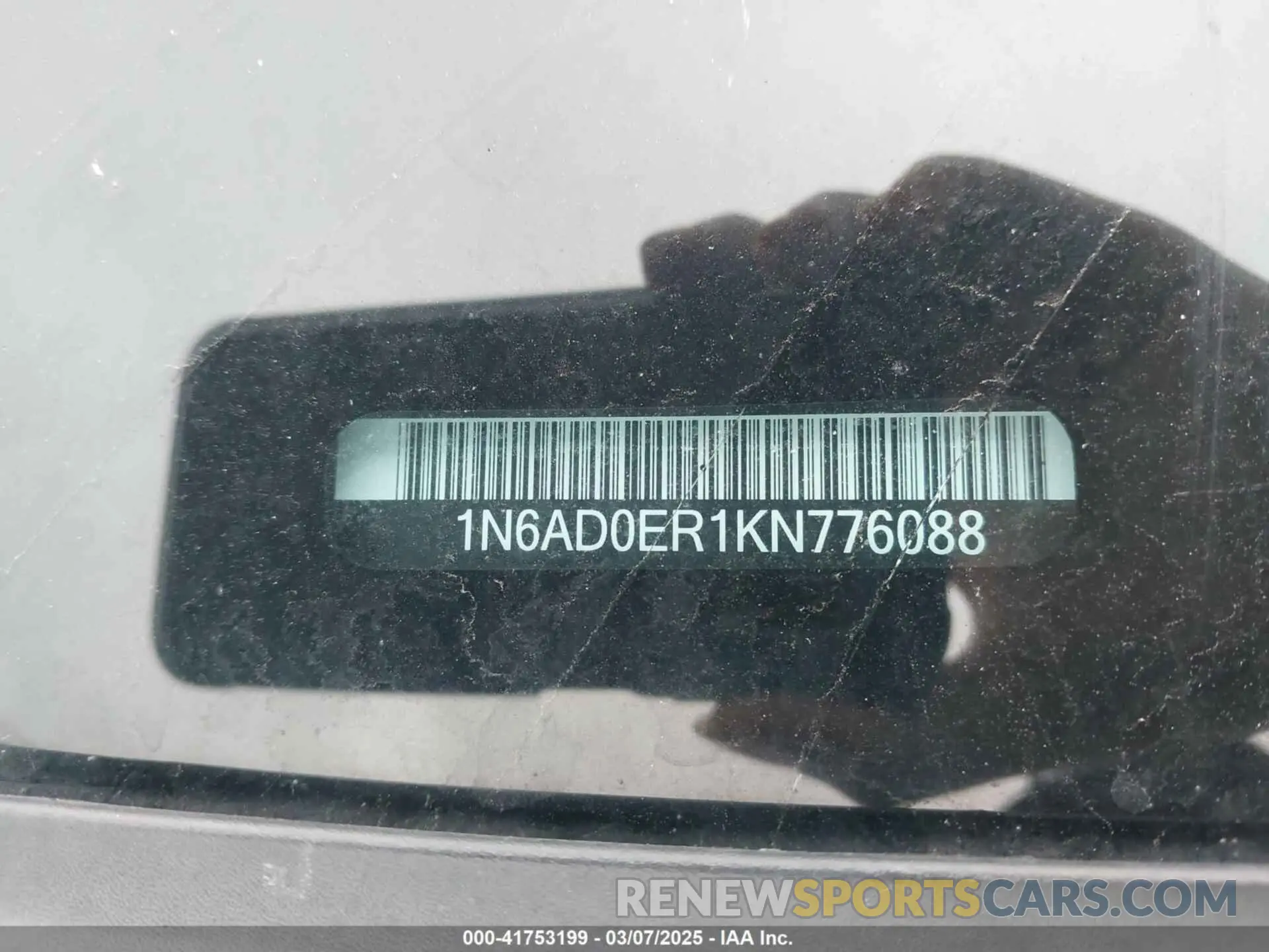 9 Photograph of a damaged car 1N6AD0ER1KN776088 NISSAN FRONTIER 2019