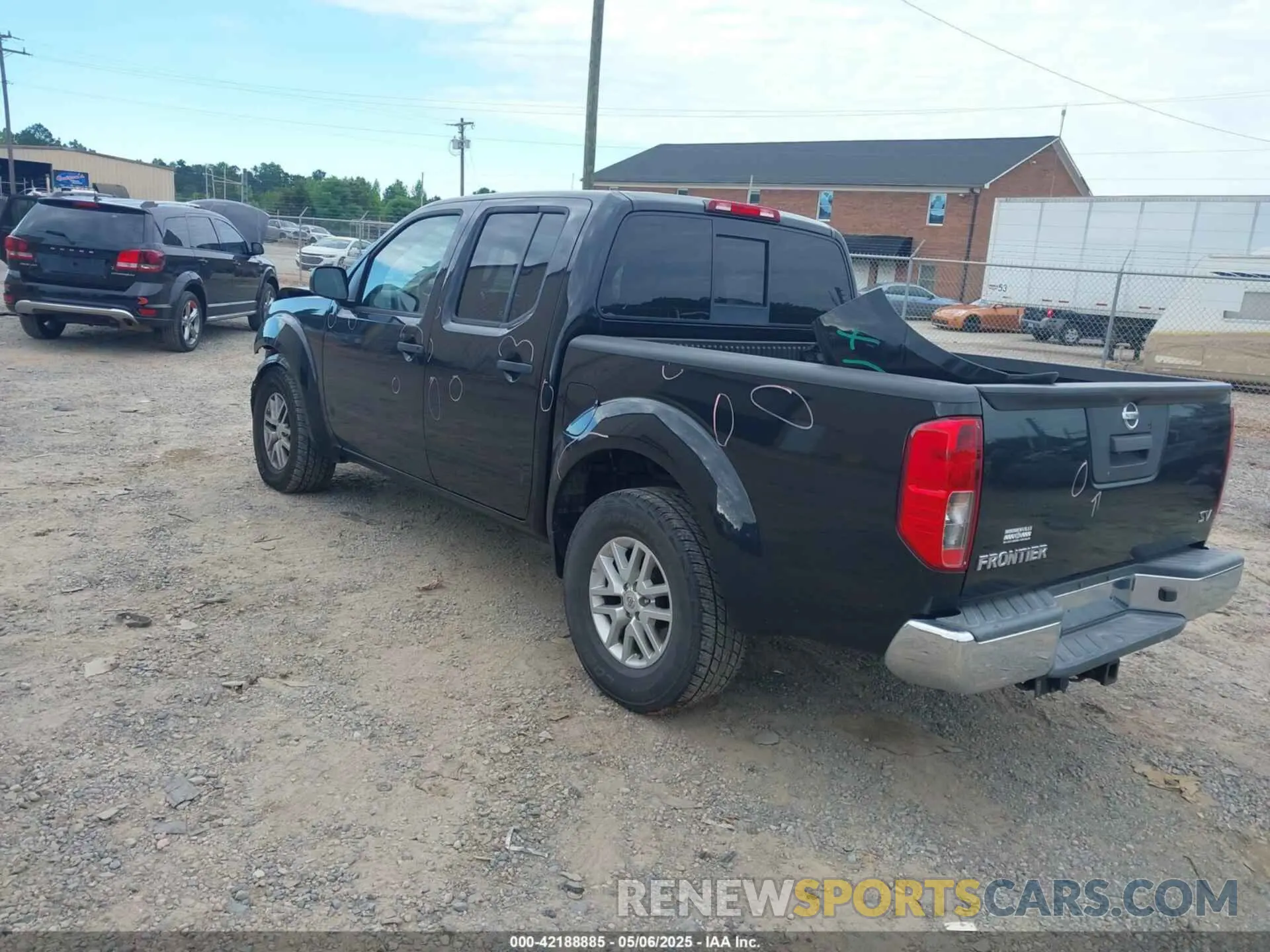 3 Photograph of a damaged car 1N6AD0ER1KN786247 NISSAN FRONTIER 2019