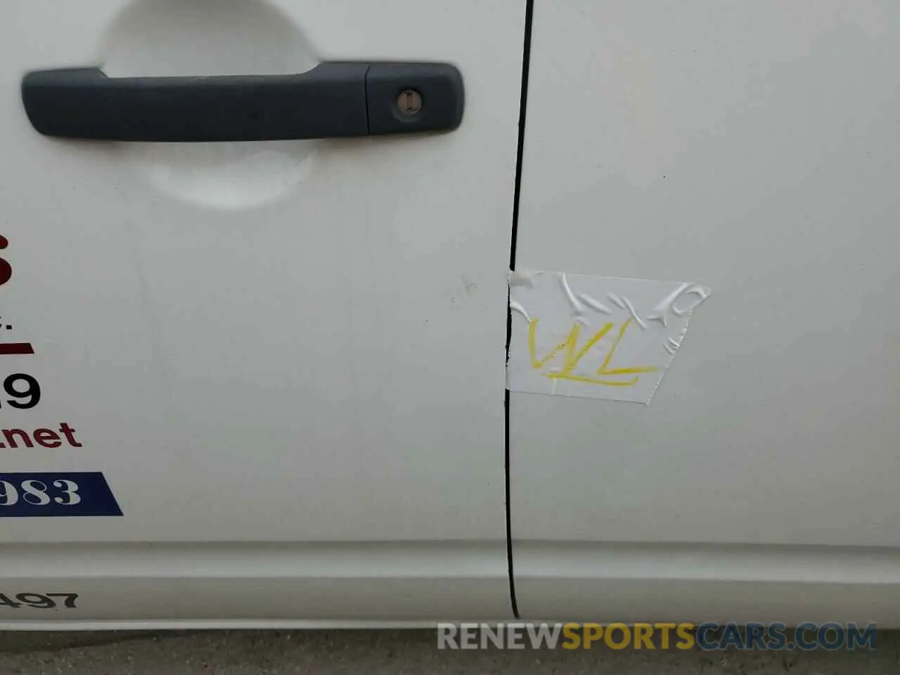 12 Photograph of a damaged car 1N6AD0ER1KN799029 NISSAN FRONTIER 2019