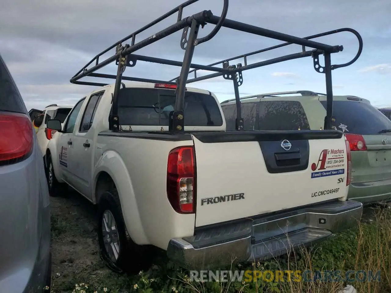 2 Photograph of a damaged car 1N6AD0ER1KN799029 NISSAN FRONTIER 2019