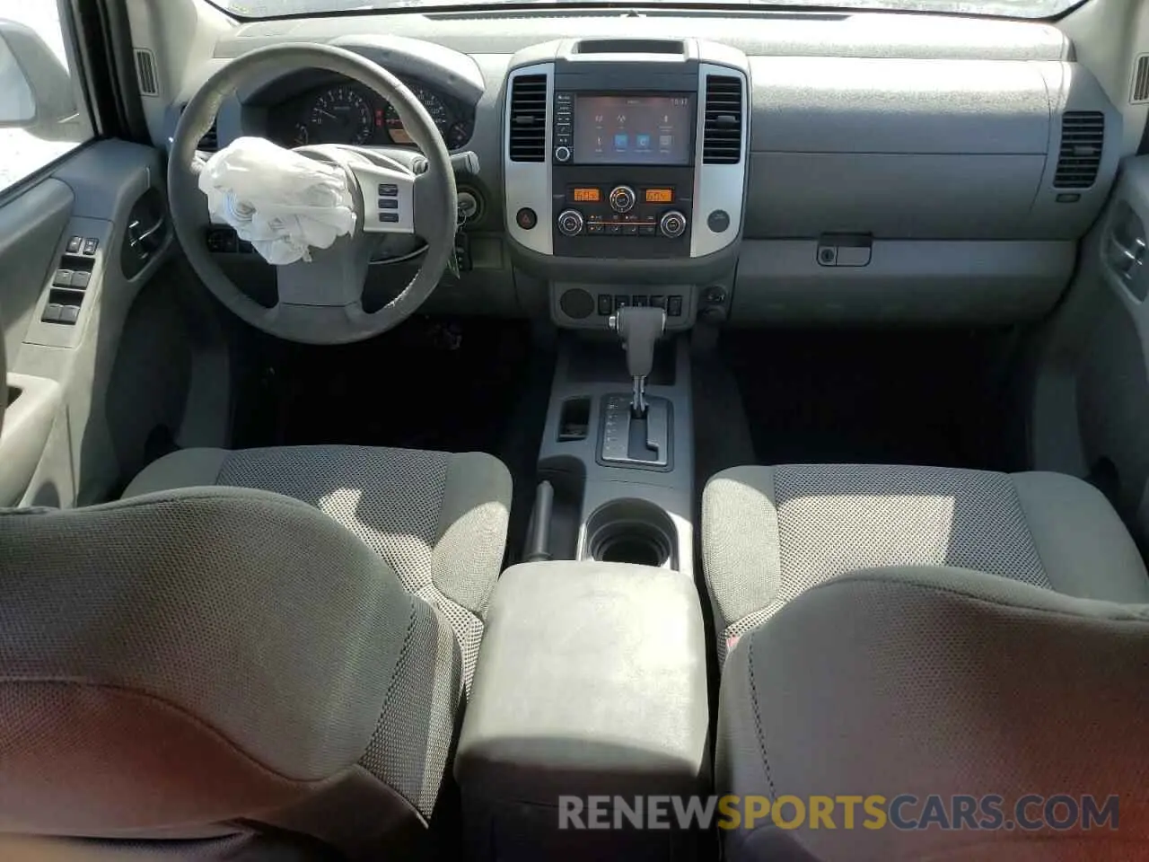 8 Photograph of a damaged car 1N6AD0ER1KN878362 NISSAN FRONTIER 2019