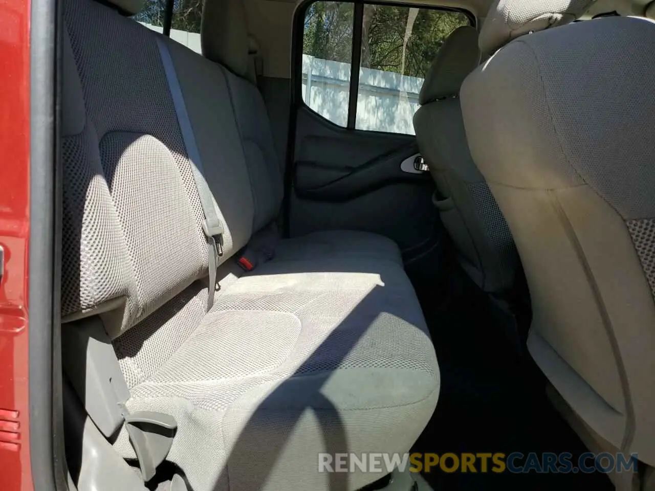 10 Photograph of a damaged car 1N6AD0ER2KN709158 NISSAN FRONTIER 2019