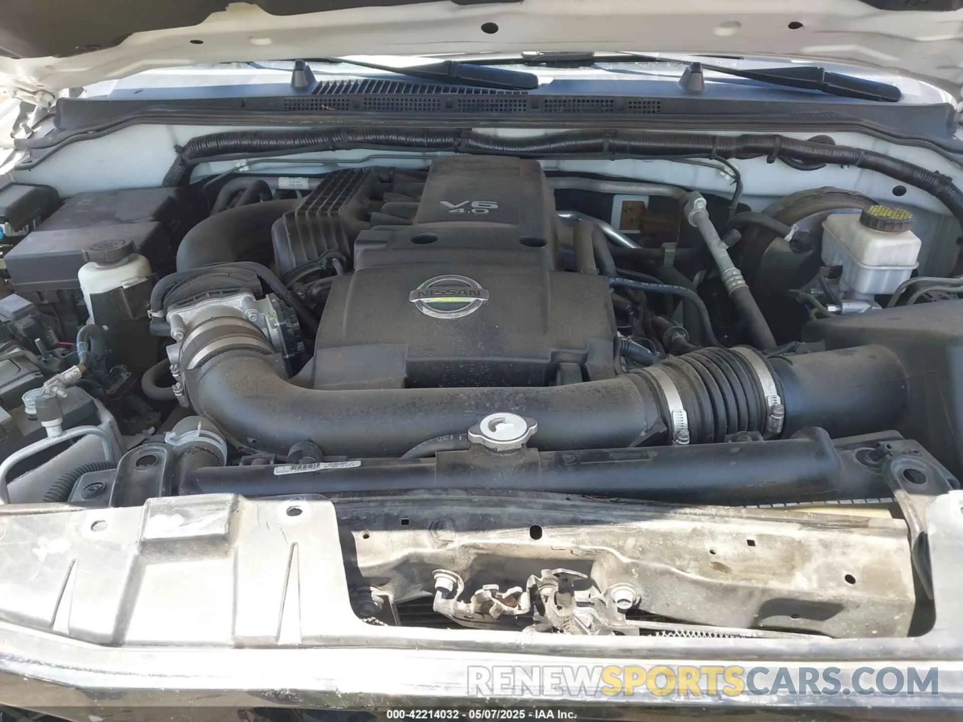 10 Photograph of a damaged car 1N6AD0ER2KN726946 NISSAN FRONTIER 2019