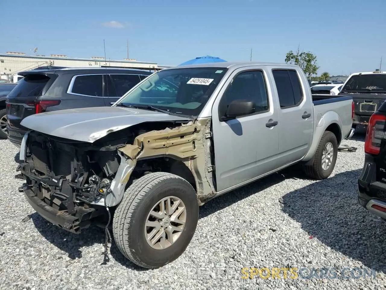1 Photograph of a damaged car 1N6AD0ER3KN724395 NISSAN FRONTIER 2019