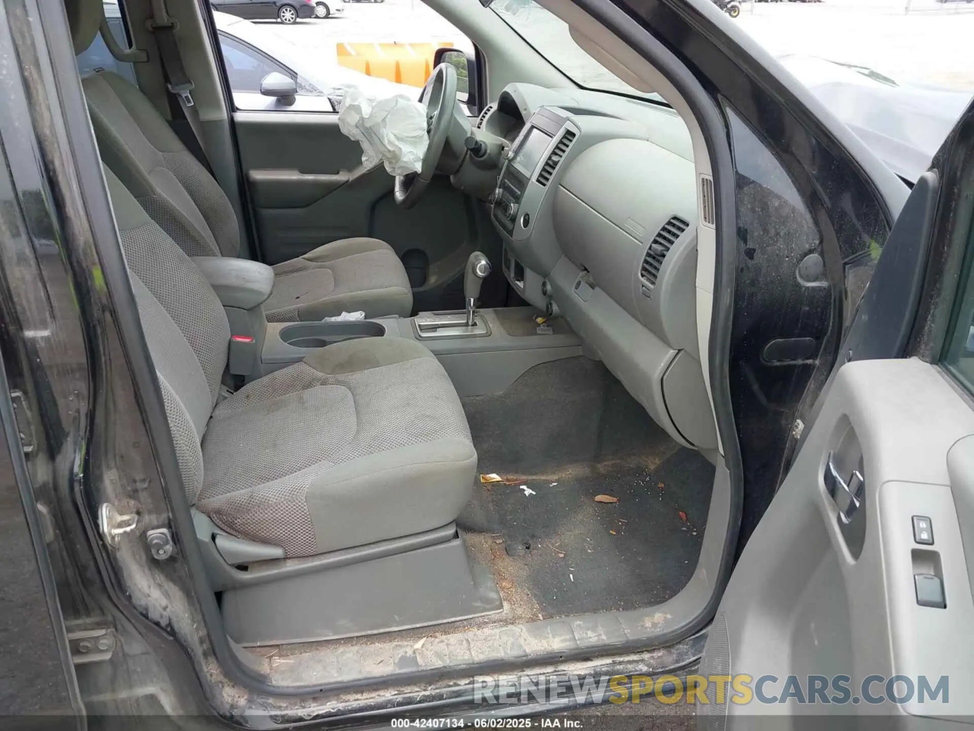 5 Photograph of a damaged car 1N6AD0ER4KN732134 NISSAN FRONTIER 2019