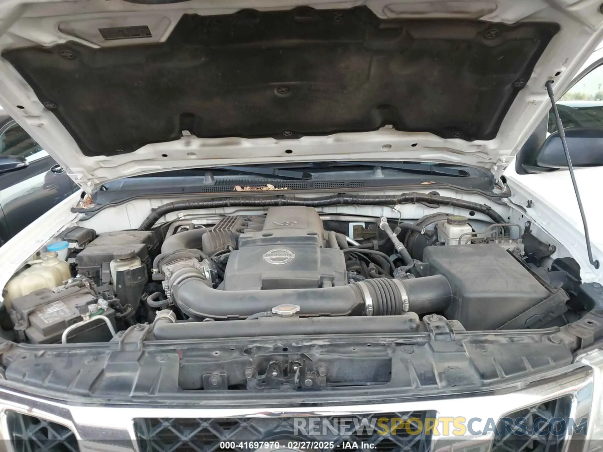 10 Photograph of a damaged car 1N6AD0ER4KN880316 NISSAN FRONTIER 2019