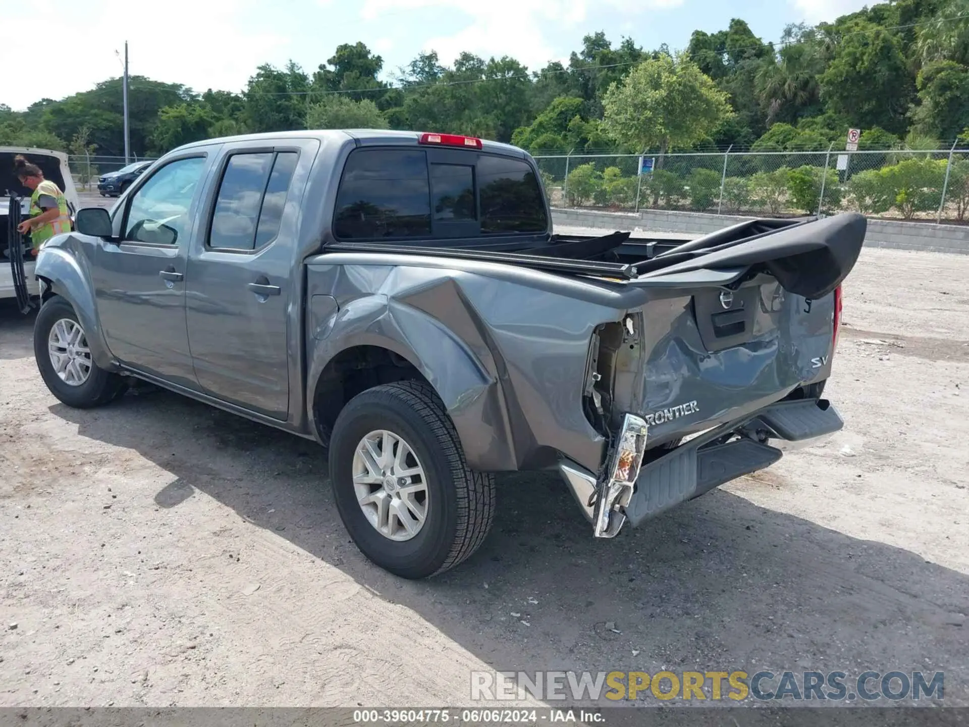 3 Photograph of a damaged car 1N6AD0ER5KN774943 NISSAN FRONTIER 2019