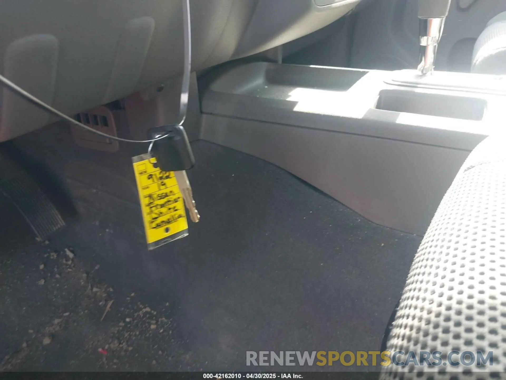 11 Photograph of a damaged car 1N6AD0ER5KN777406 NISSAN FRONTIER 2019