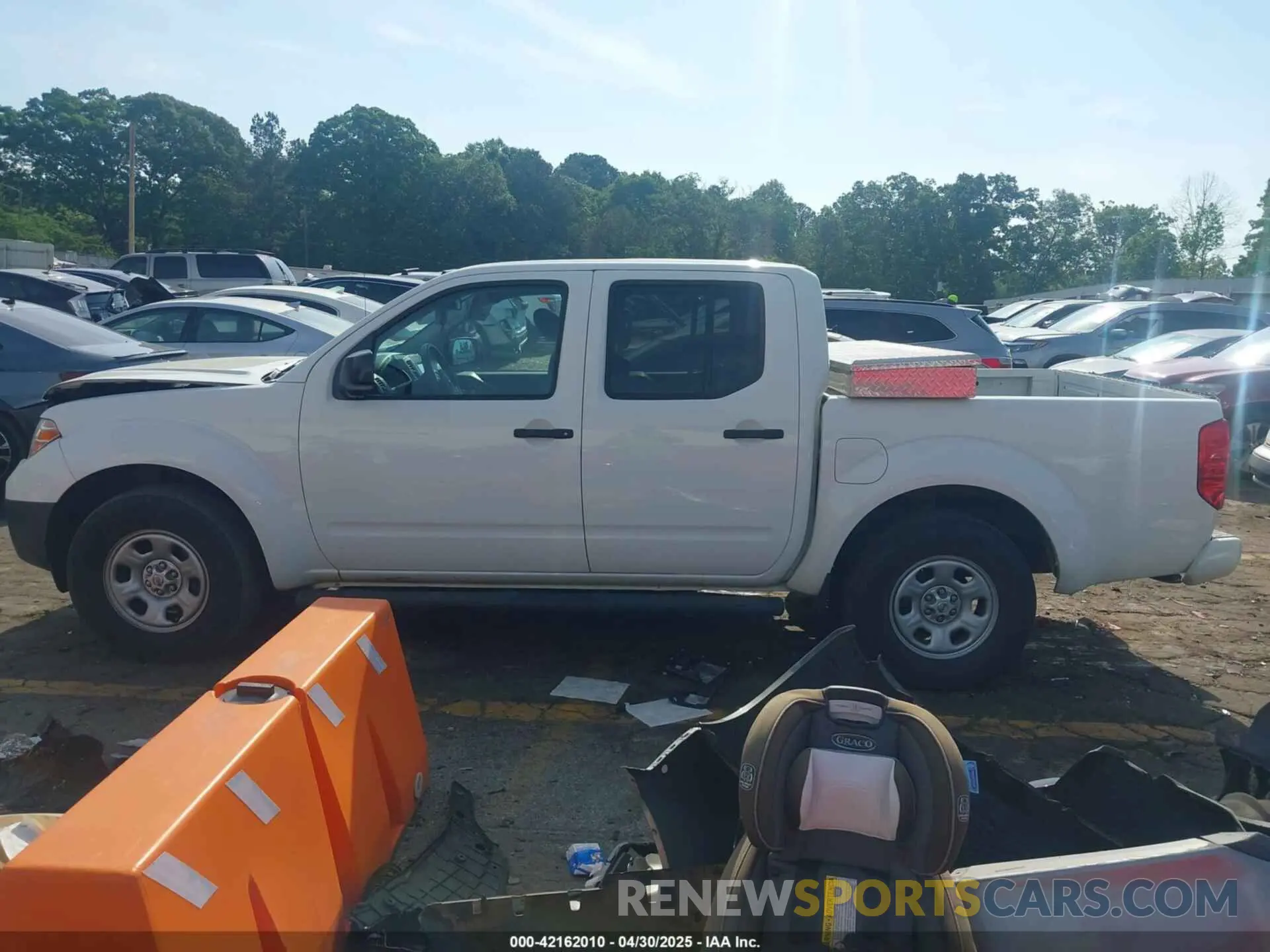 14 Photograph of a damaged car 1N6AD0ER5KN777406 NISSAN FRONTIER 2019