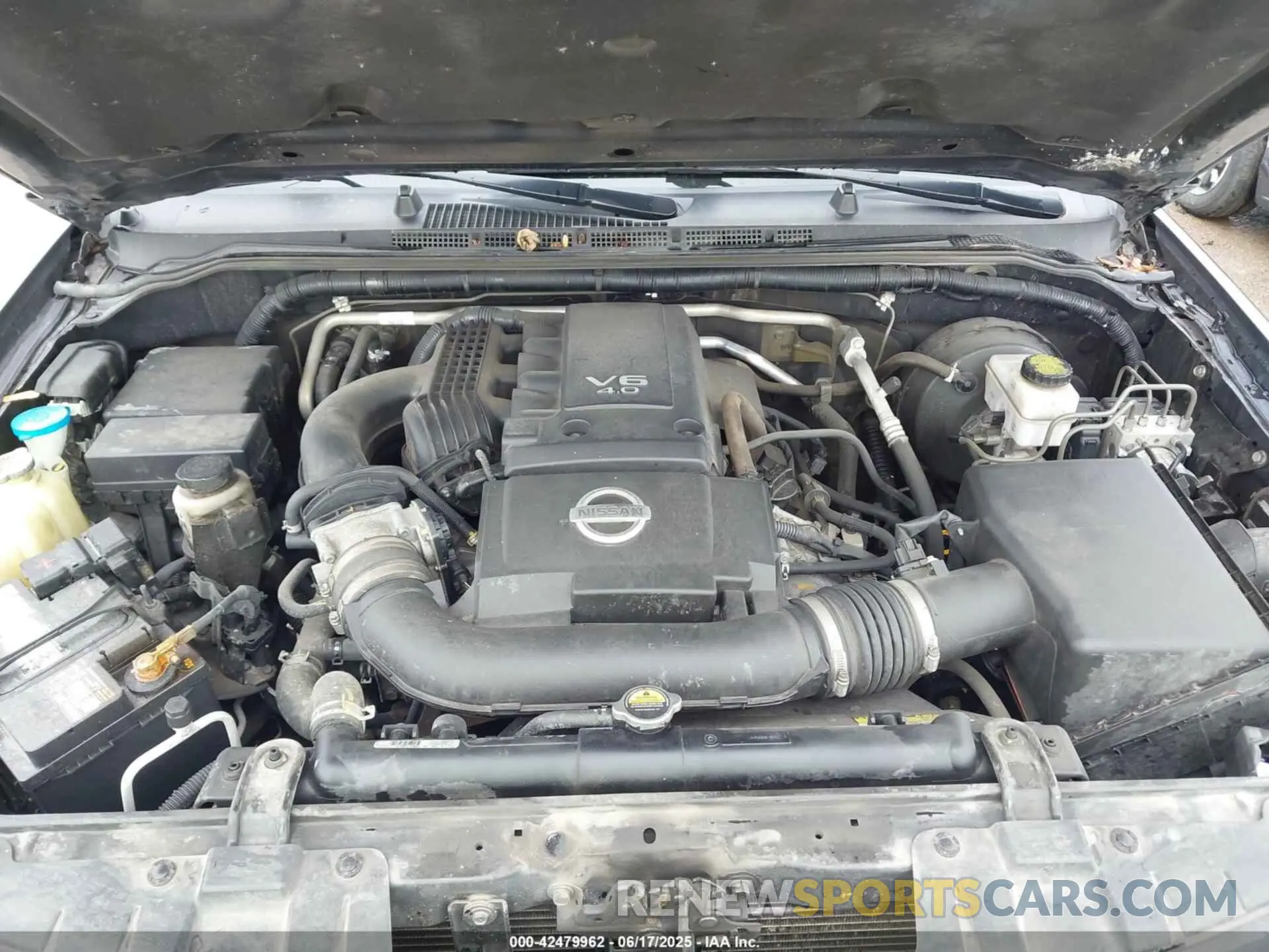10 Photograph of a damaged car 1N6AD0ER5KN797638 NISSAN FRONTIER 2019