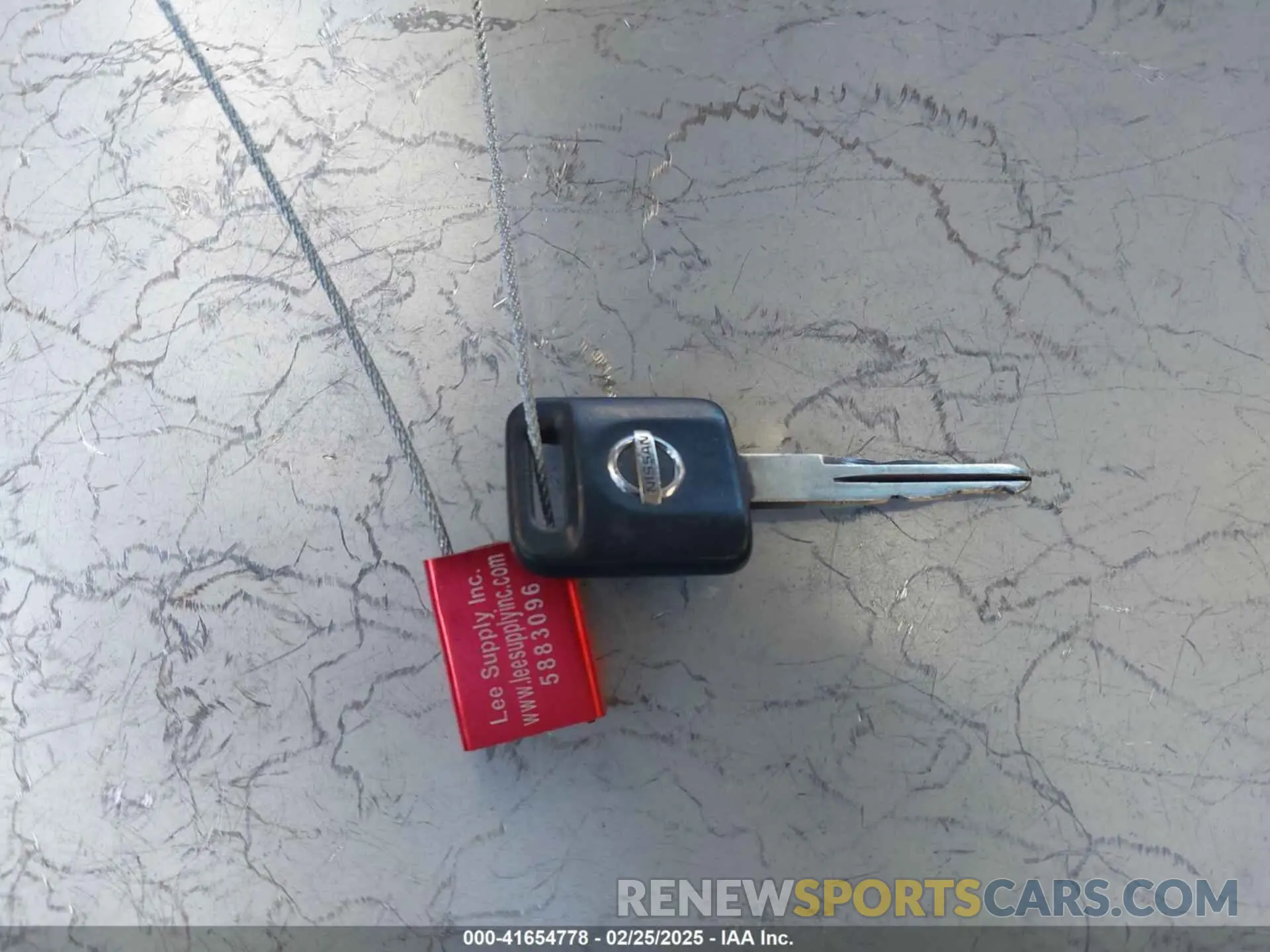 11 Photograph of a damaged car 1N6AD0ER6KN743216 NISSAN FRONTIER 2019