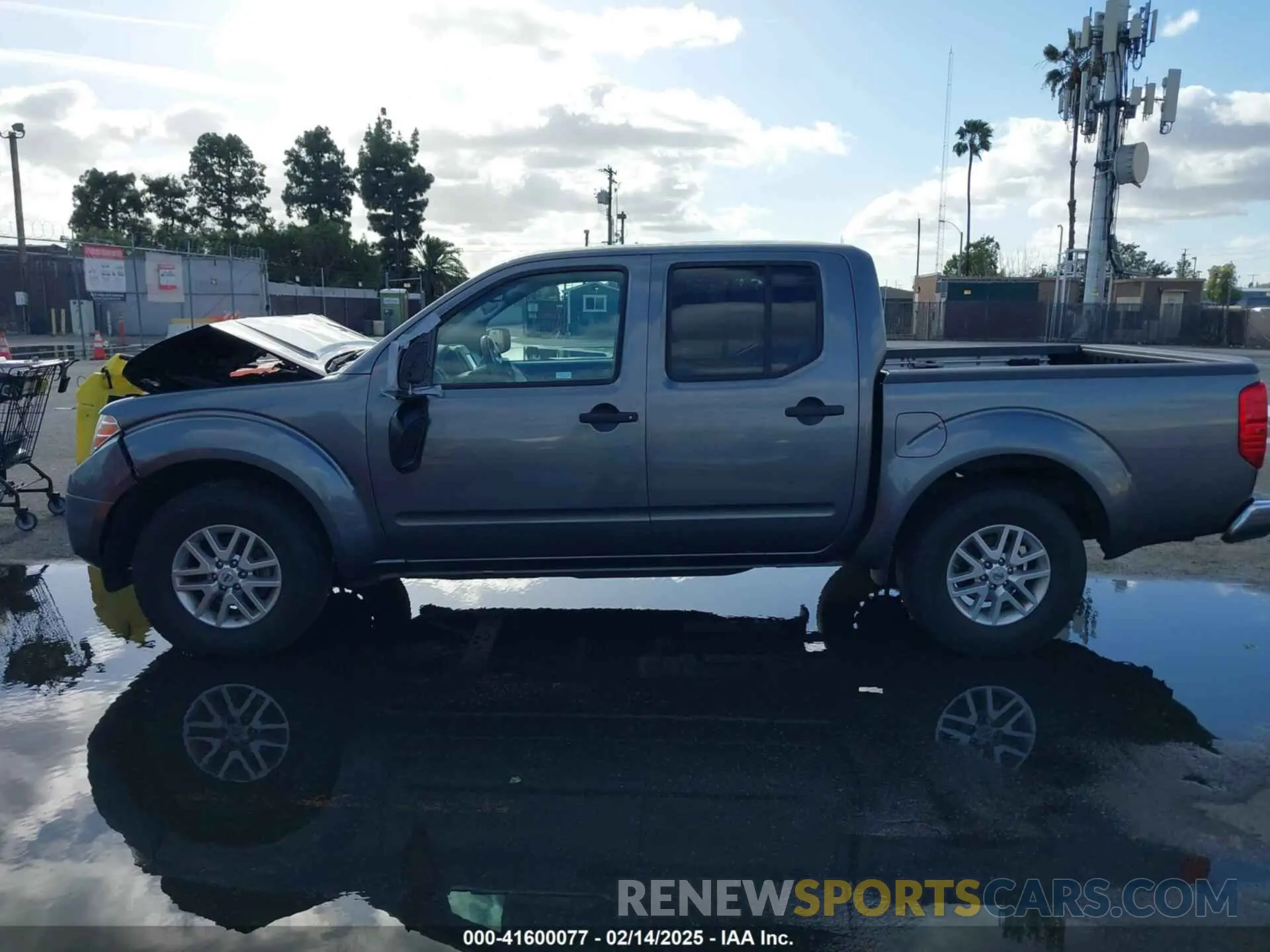 14 Photograph of a damaged car 1N6AD0ER6KN778726 NISSAN FRONTIER 2019
