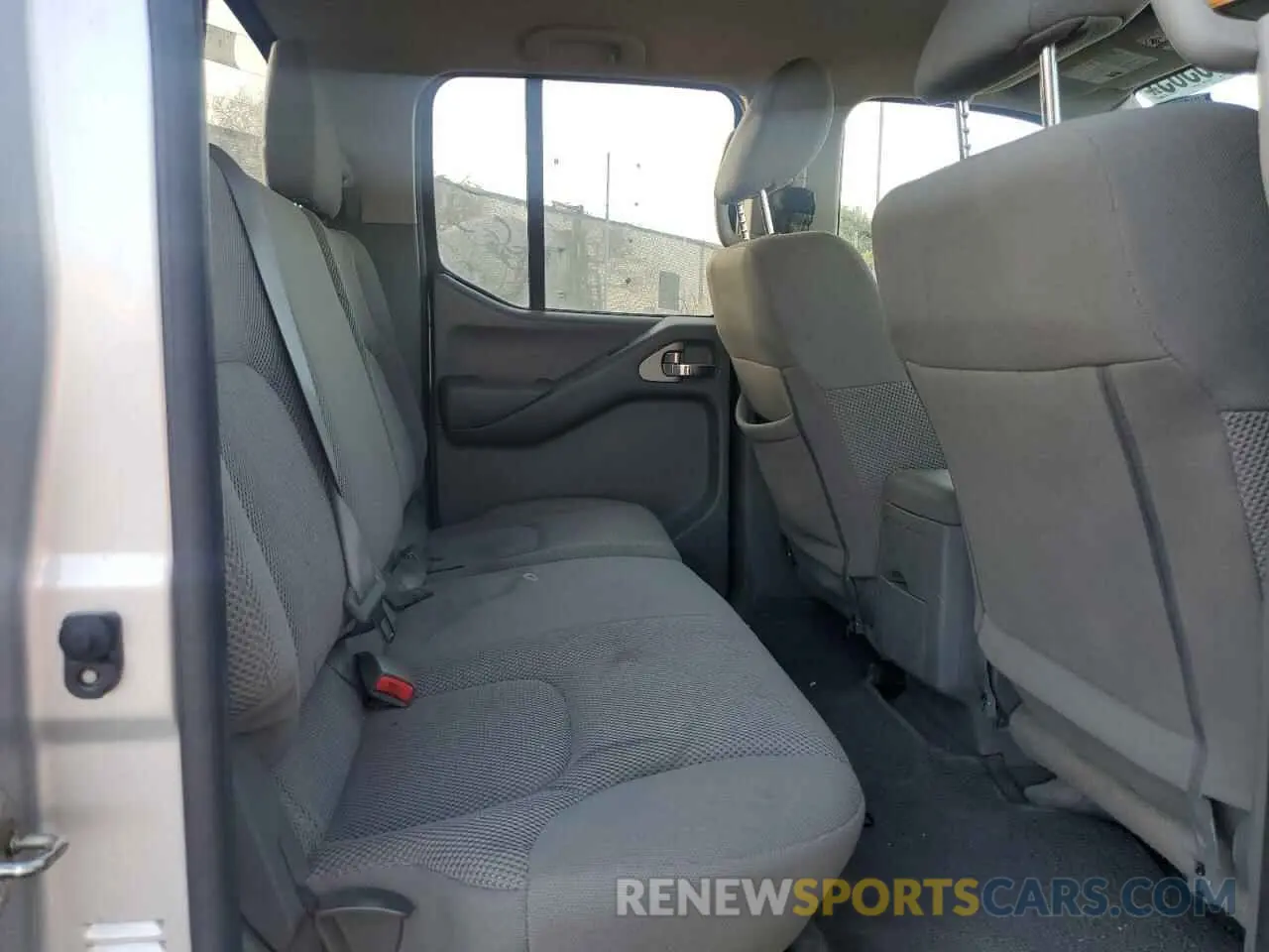 9 Photograph of a damaged car 1N6AD0ER7KN779190 NISSAN FRONTIER 2019