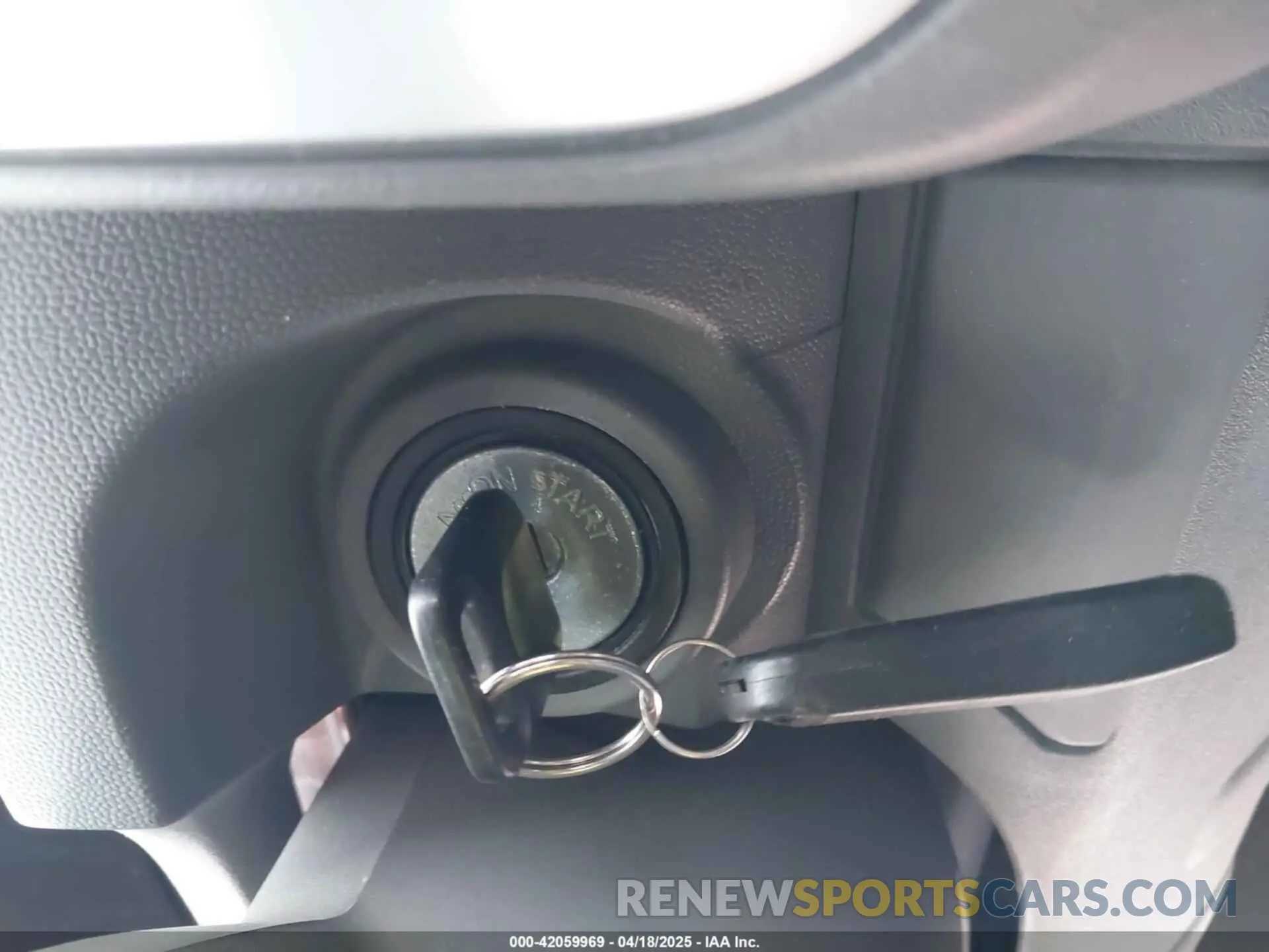 11 Photograph of a damaged car 1N6AD0ER7KN789881 NISSAN FRONTIER 2019