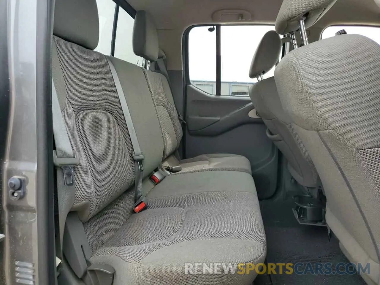 10 Photograph of a damaged car 1N6AD0ER8KN751155 NISSAN FRONTIER 2019
