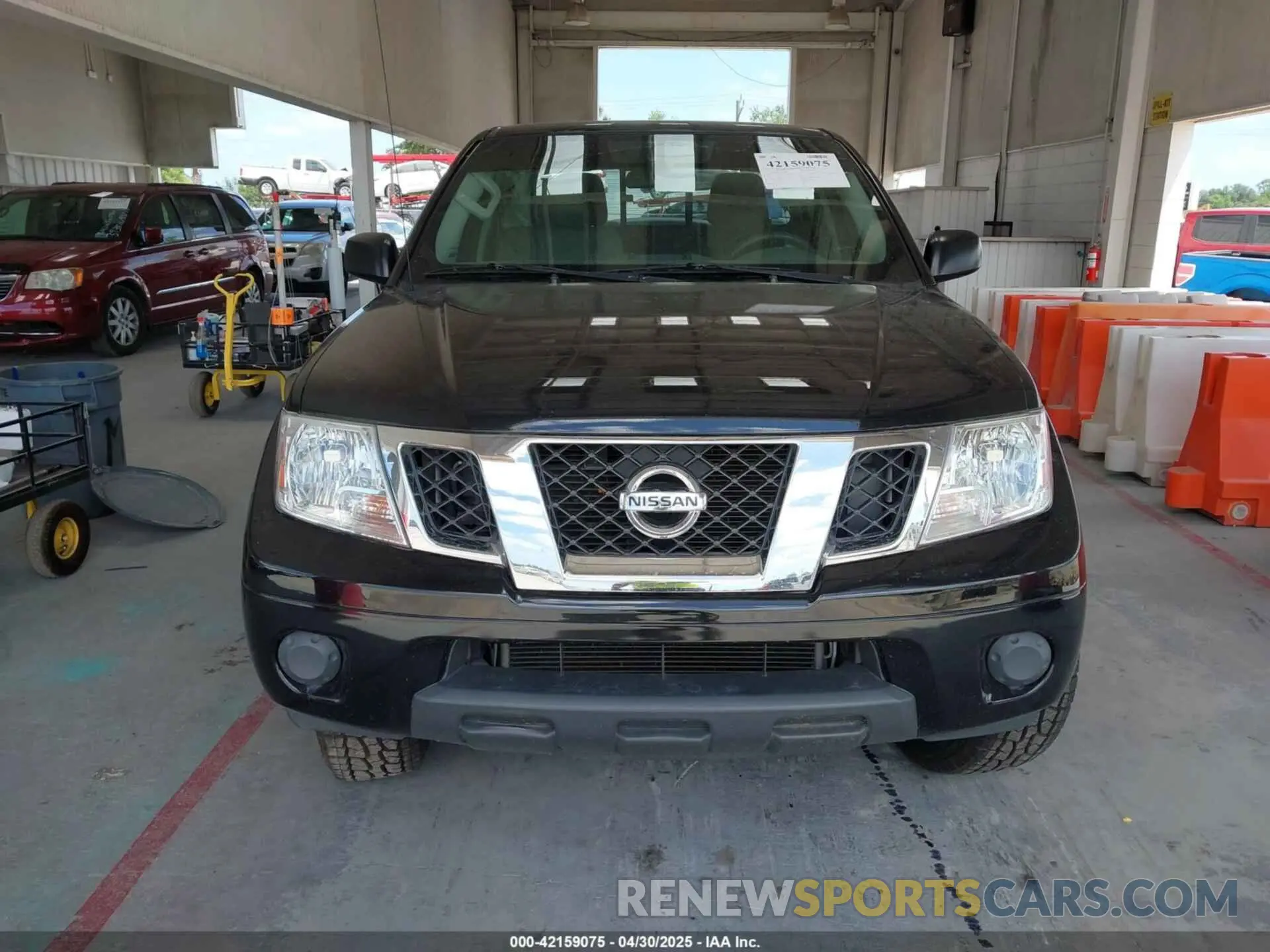 13 Photograph of a damaged car 1N6AD0ER8KN796998 NISSAN FRONTIER 2019