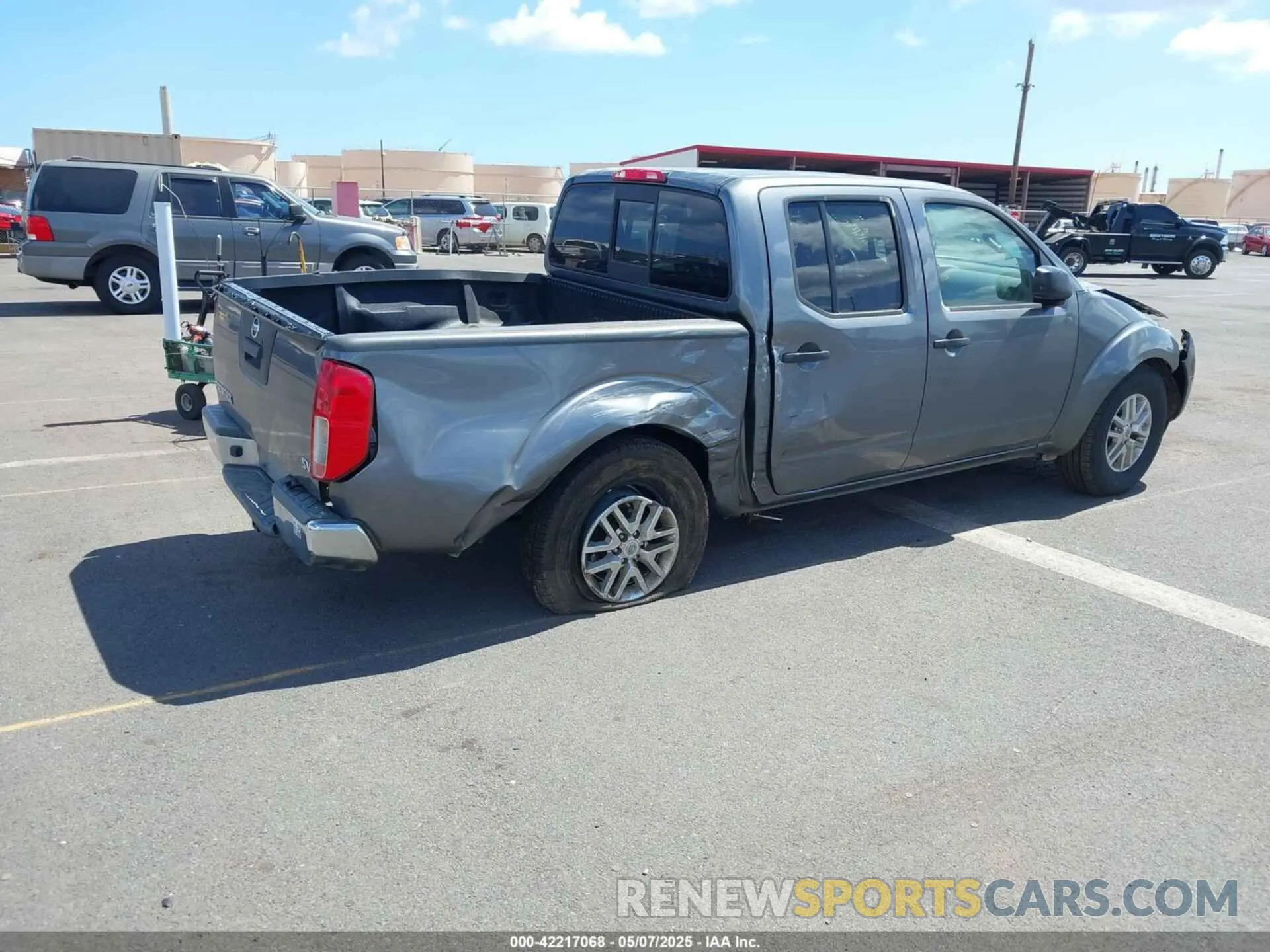 4 Photograph of a damaged car 1N6AD0ER8KN873773 NISSAN FRONTIER 2019