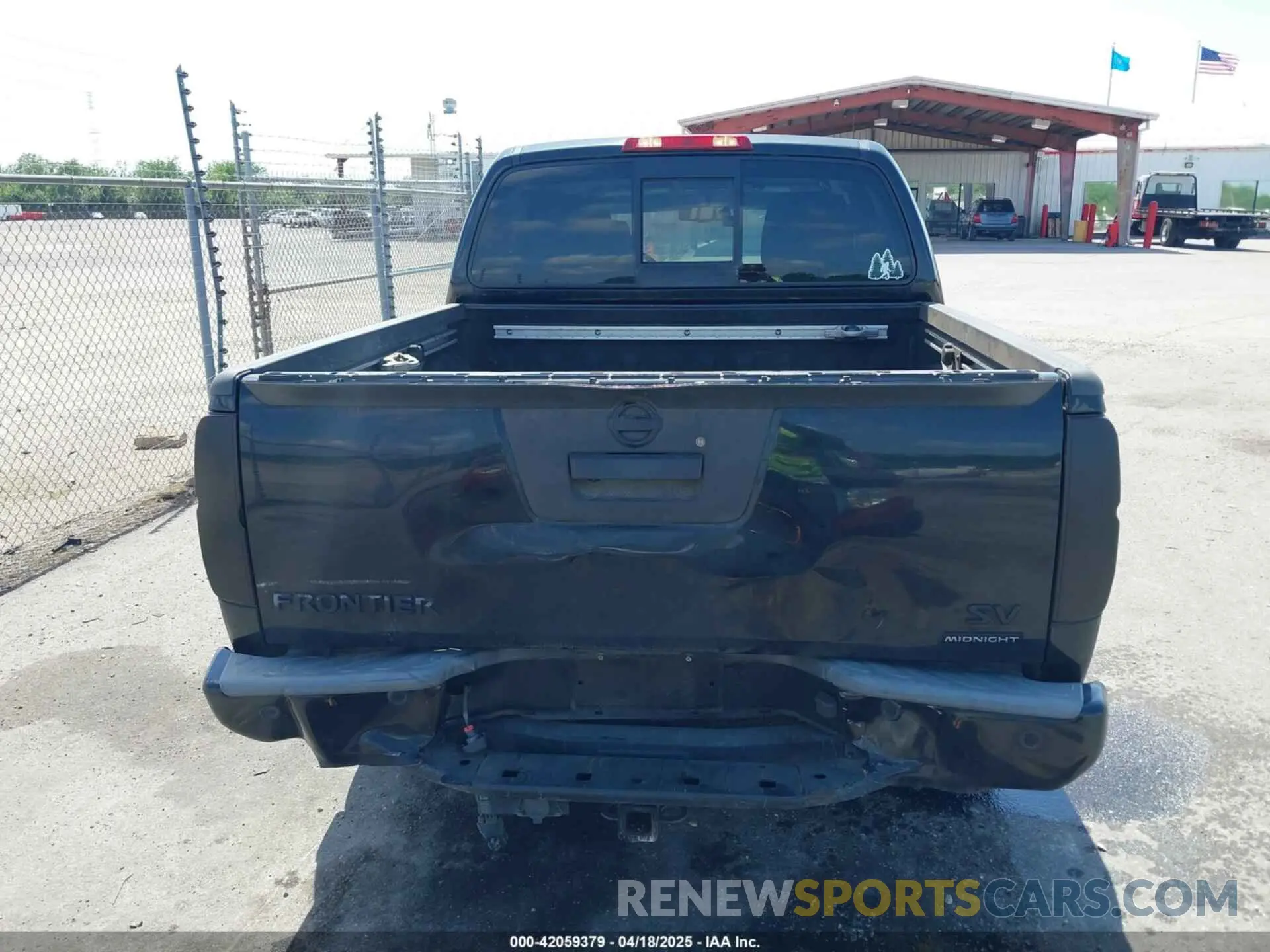16 Photograph of a damaged car 1N6AD0ER9KN710985 NISSAN FRONTIER 2019