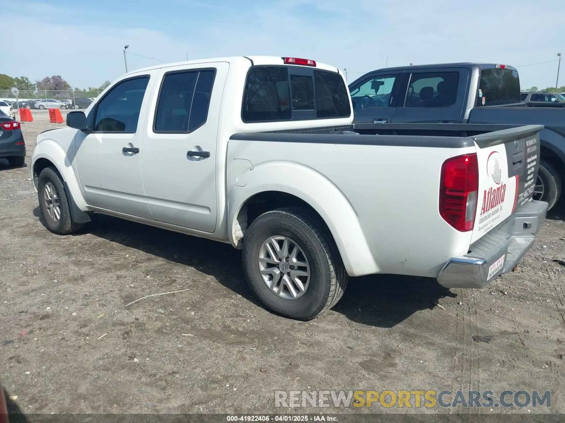 3 Photograph of a damaged car 1N6AD0ER9KN776520 NISSAN FRONTIER 2019