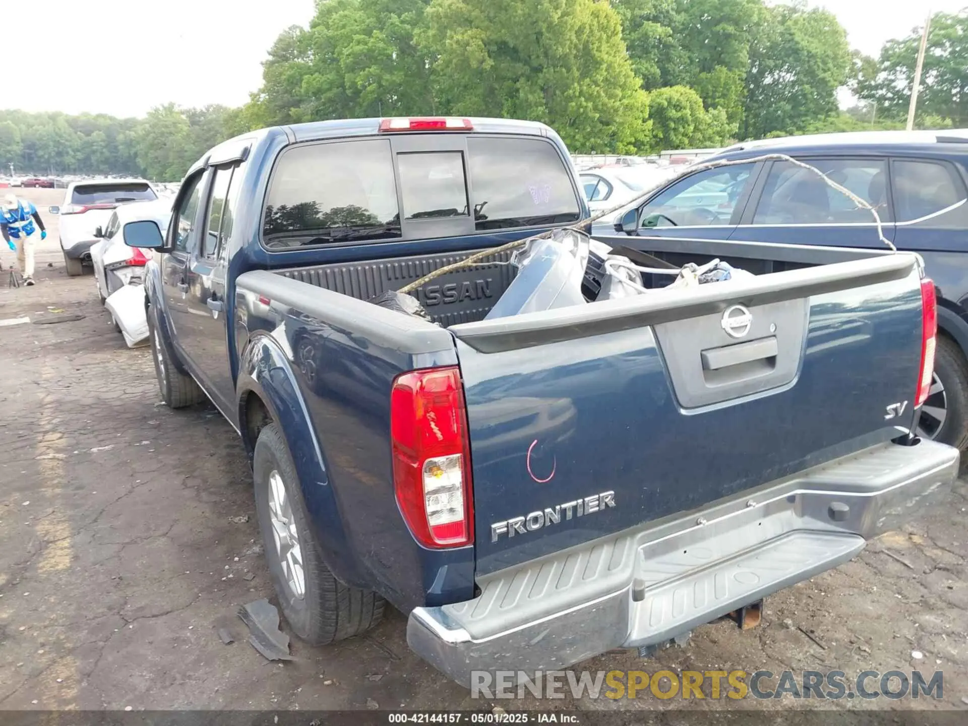 3 Photograph of a damaged car 1N6AD0ER9KN776713 NISSAN FRONTIER 2019