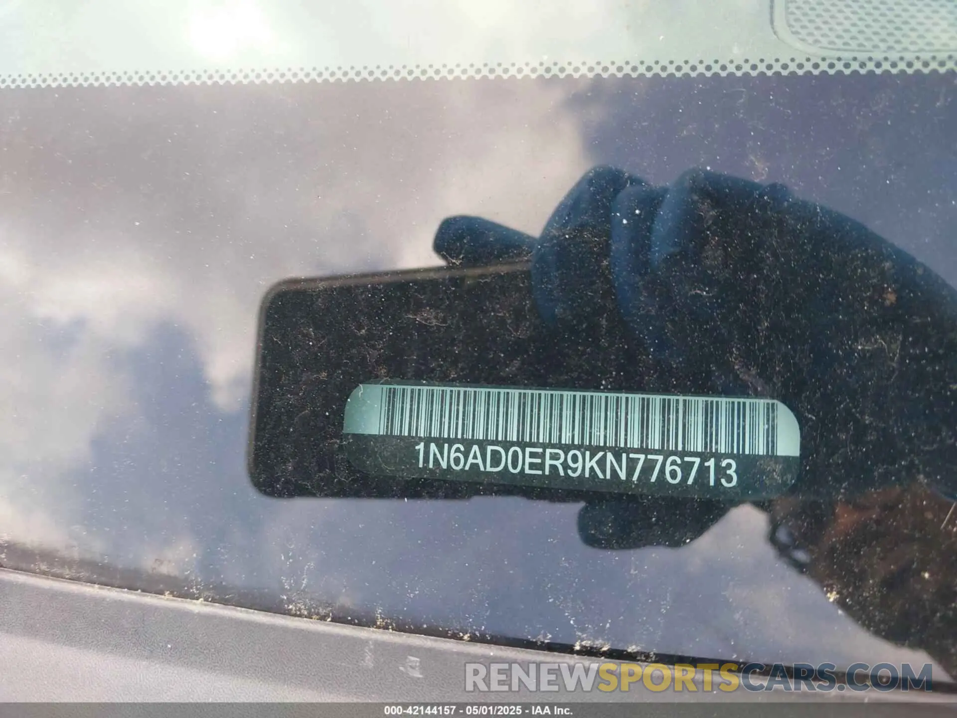 9 Photograph of a damaged car 1N6AD0ER9KN776713 NISSAN FRONTIER 2019