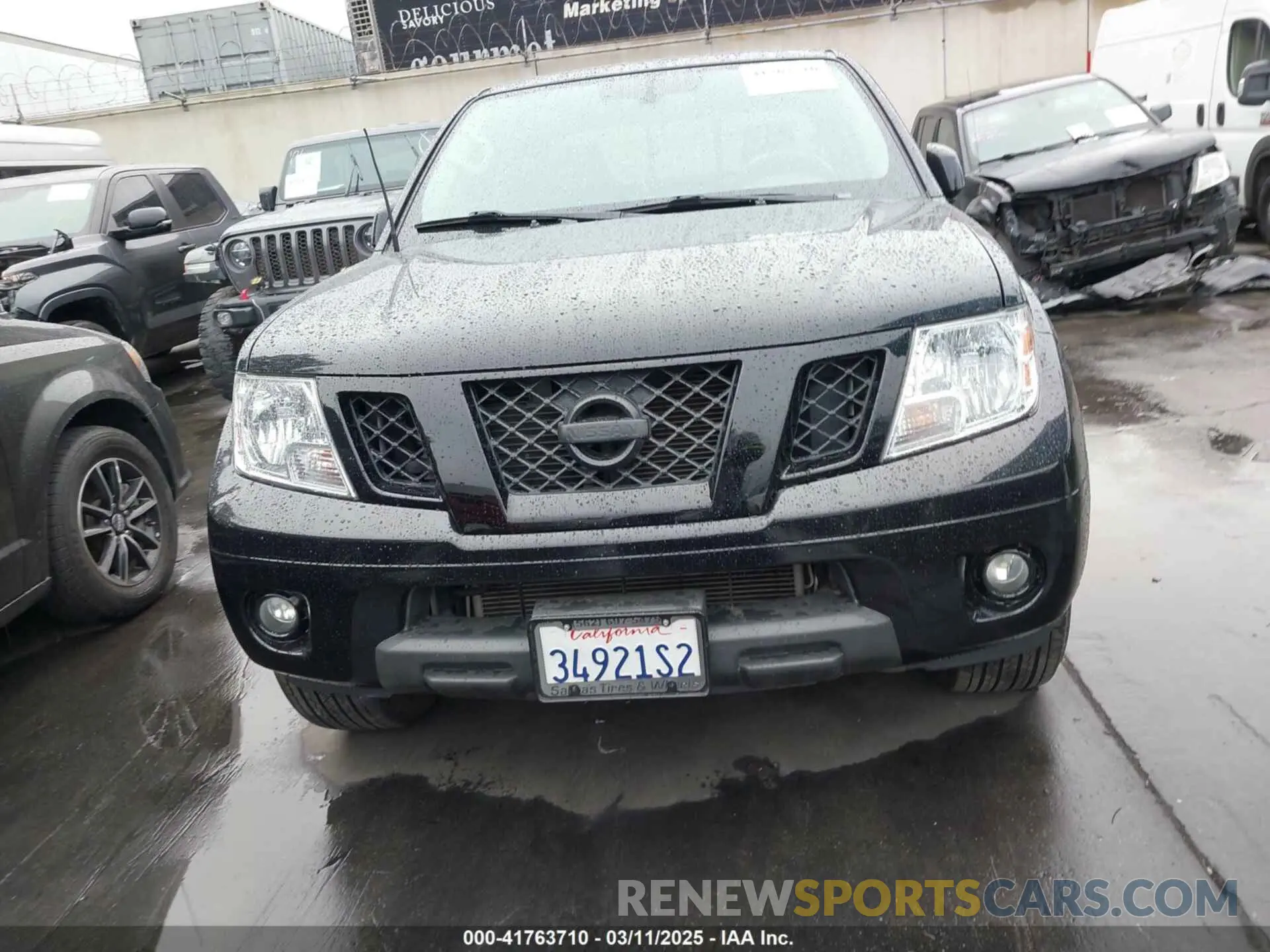 13 Photograph of a damaged car 1N6AD0ERXKN746443 NISSAN FRONTIER 2019